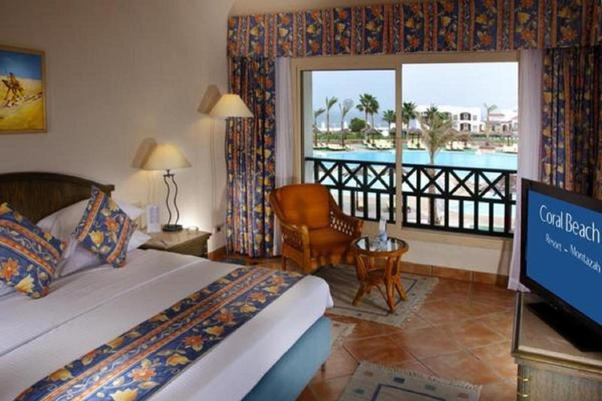 Coral Beach Resort Montazah 4* 30