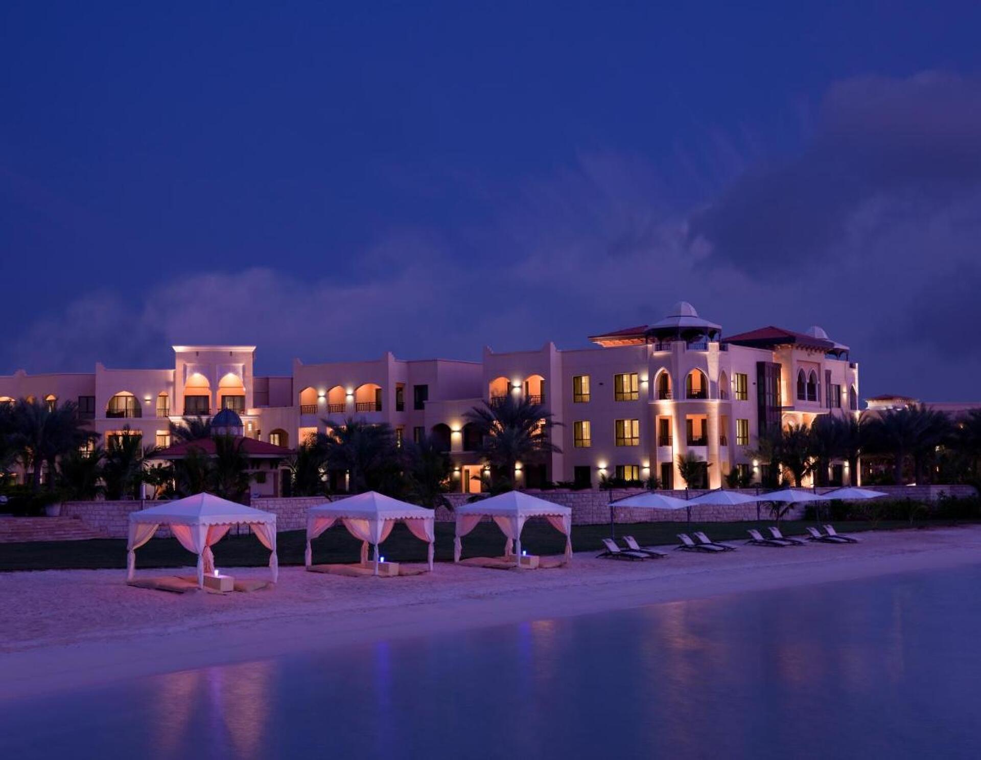 Traders Hotel Qaryat Al Beri Abu Dhabi 4* 4