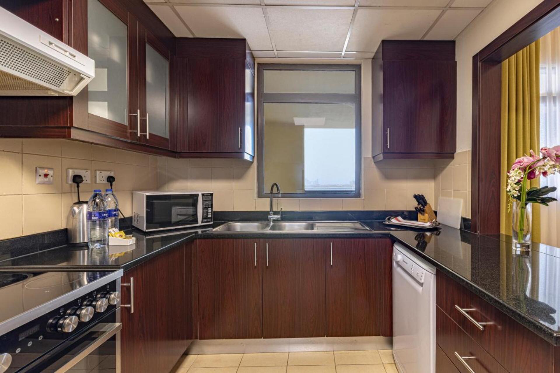 Roda Amwaj Suites 4* 32