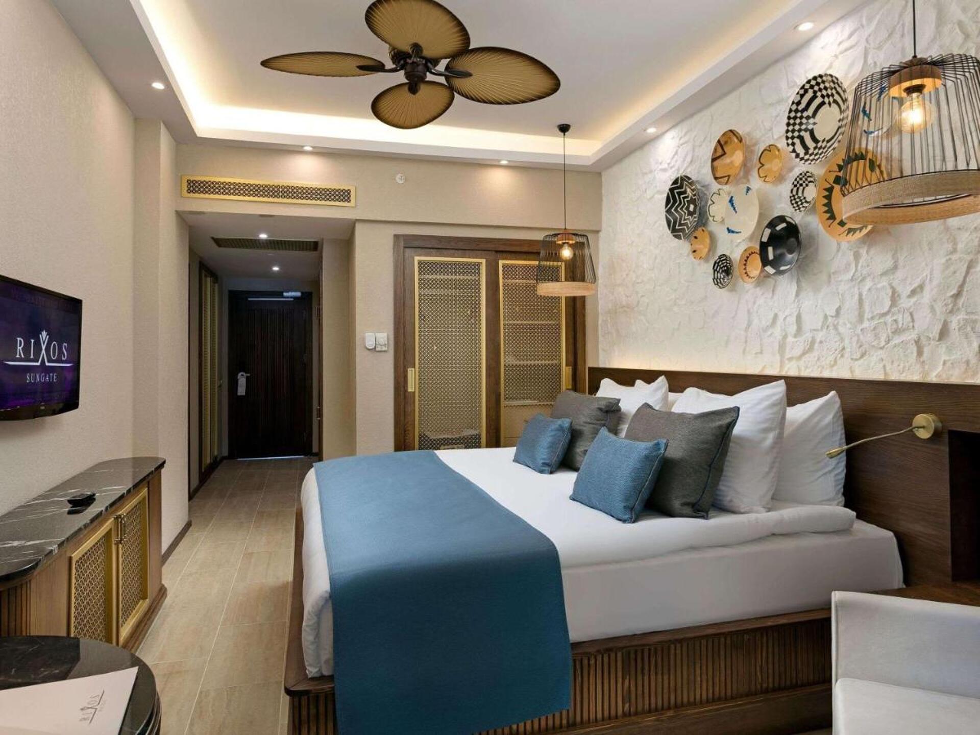 Rixos Sungate 18