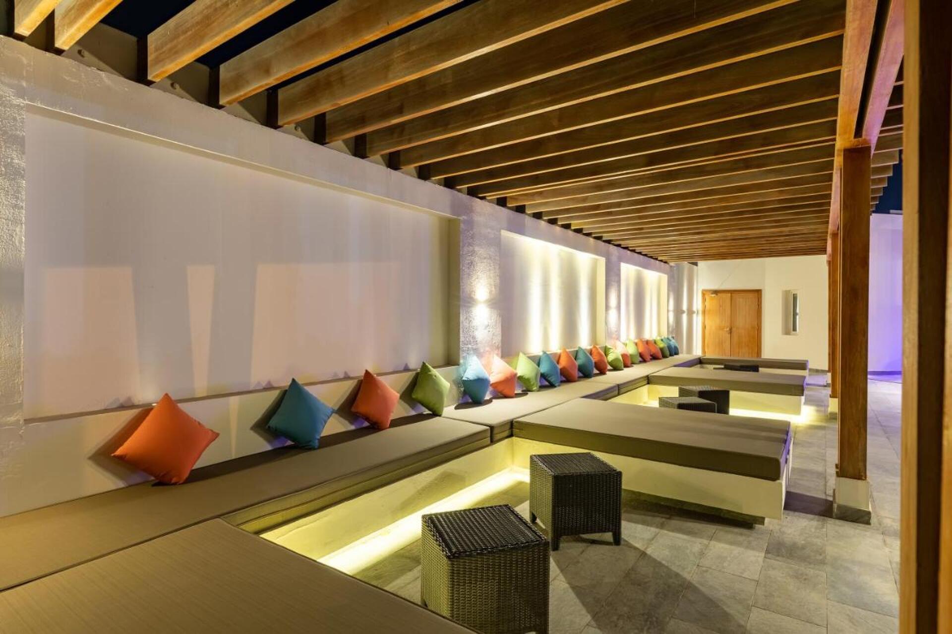 Sealine Beach, a Murwab Resort 5