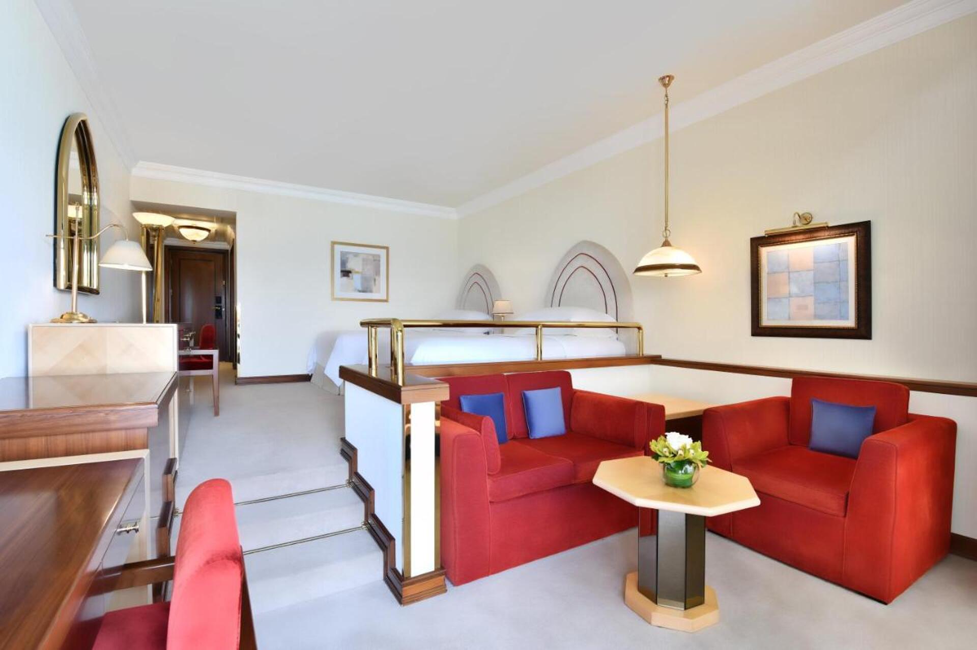 Sheraton Grand Doha Resort & Convention Hotel 26