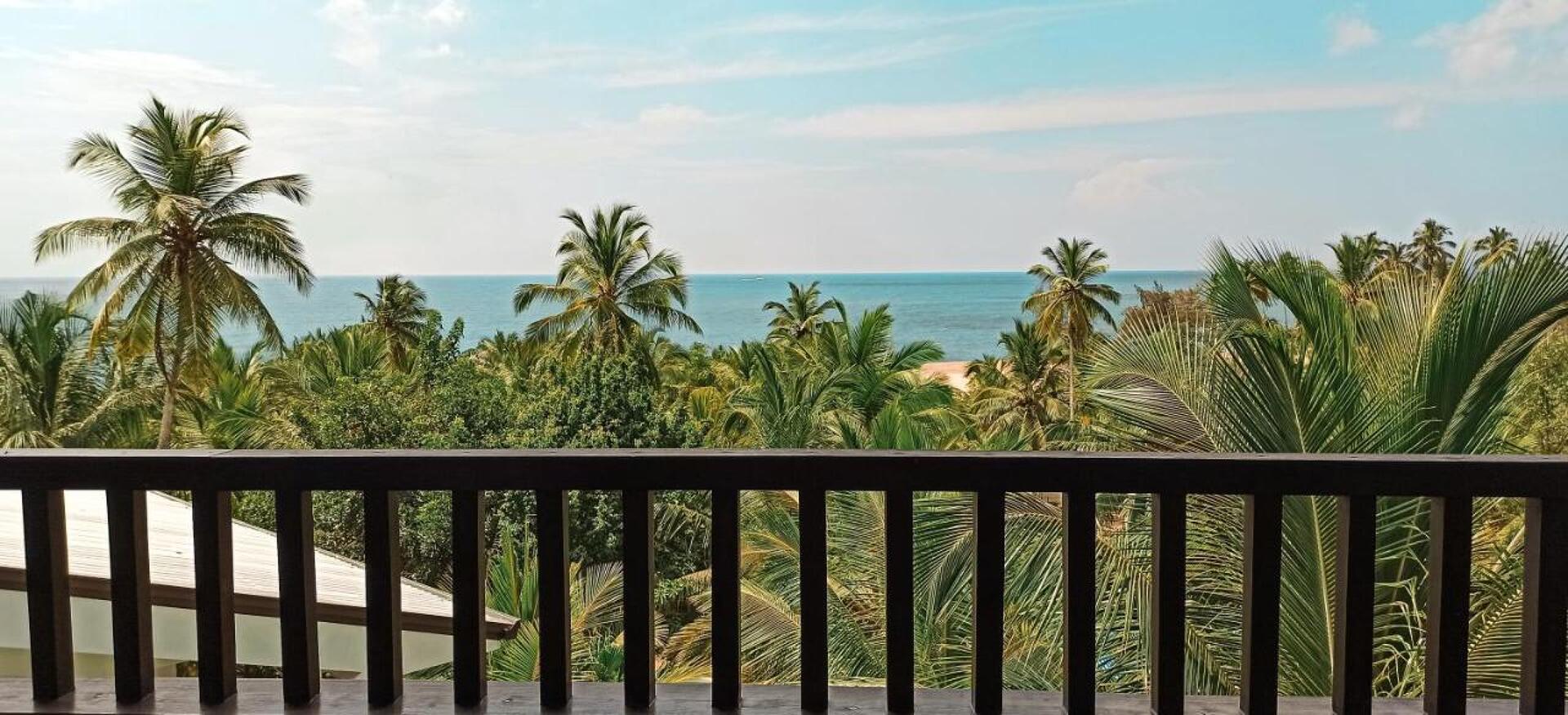 Lagoon Paradise Beach Resort 11