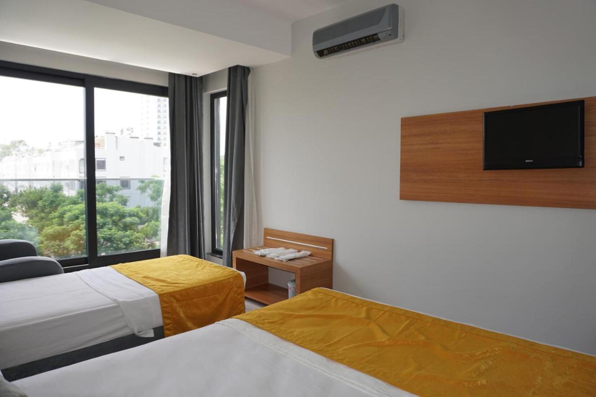 Ramona Hotel 20