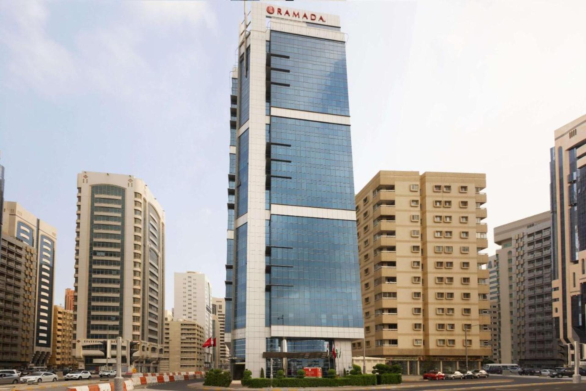 Ramada Abu Dhabi Corniche 4* 6