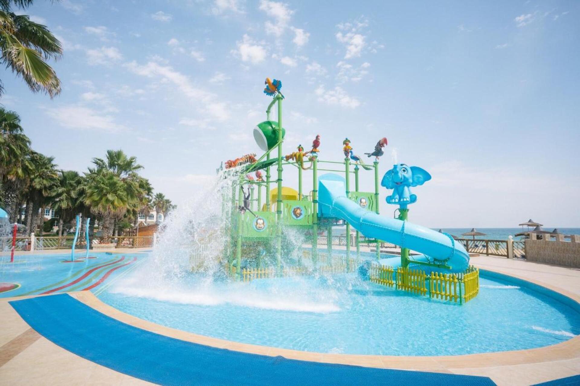 Sandy Beach Hotel & Resort 4* 31