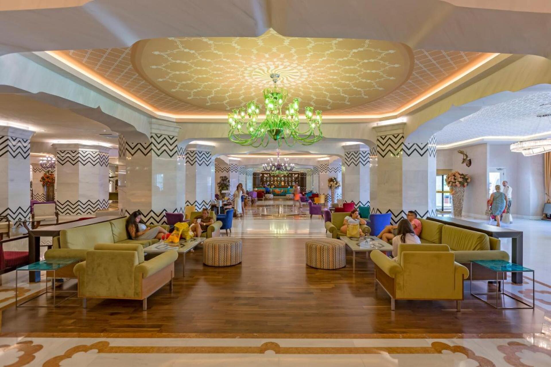 Royal Taj Mahal 5* 16