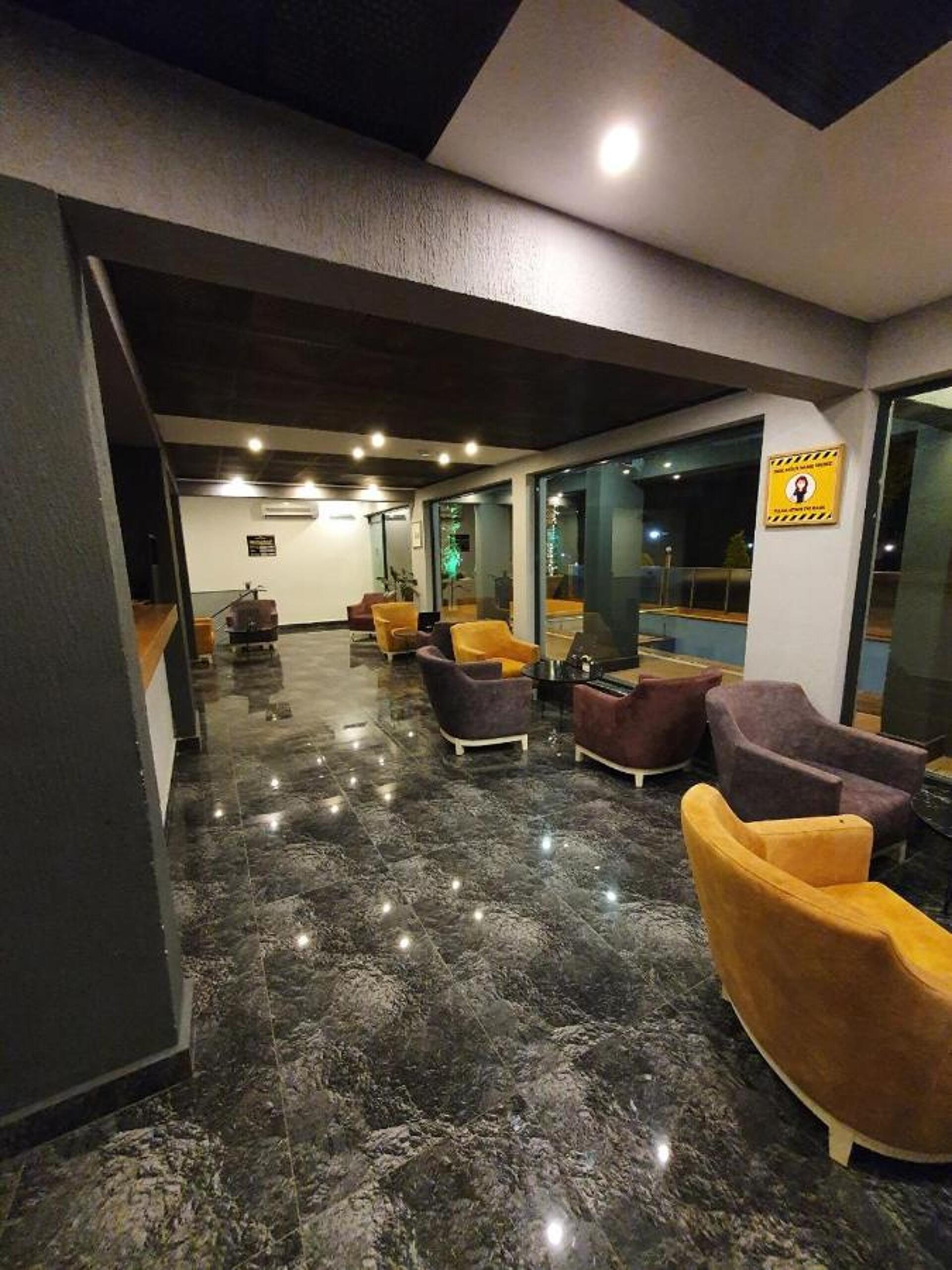 Ramona Hotel 30