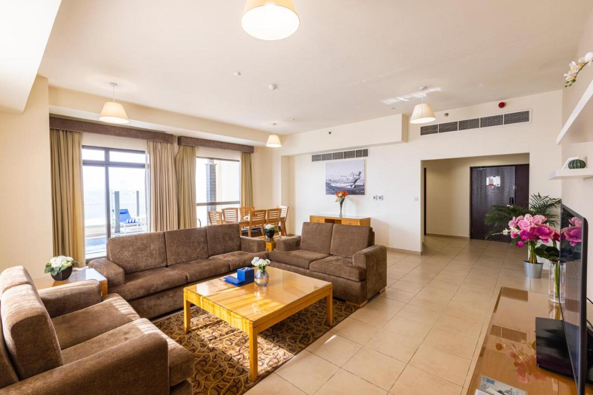 Roda Amwaj Suites 4* 12