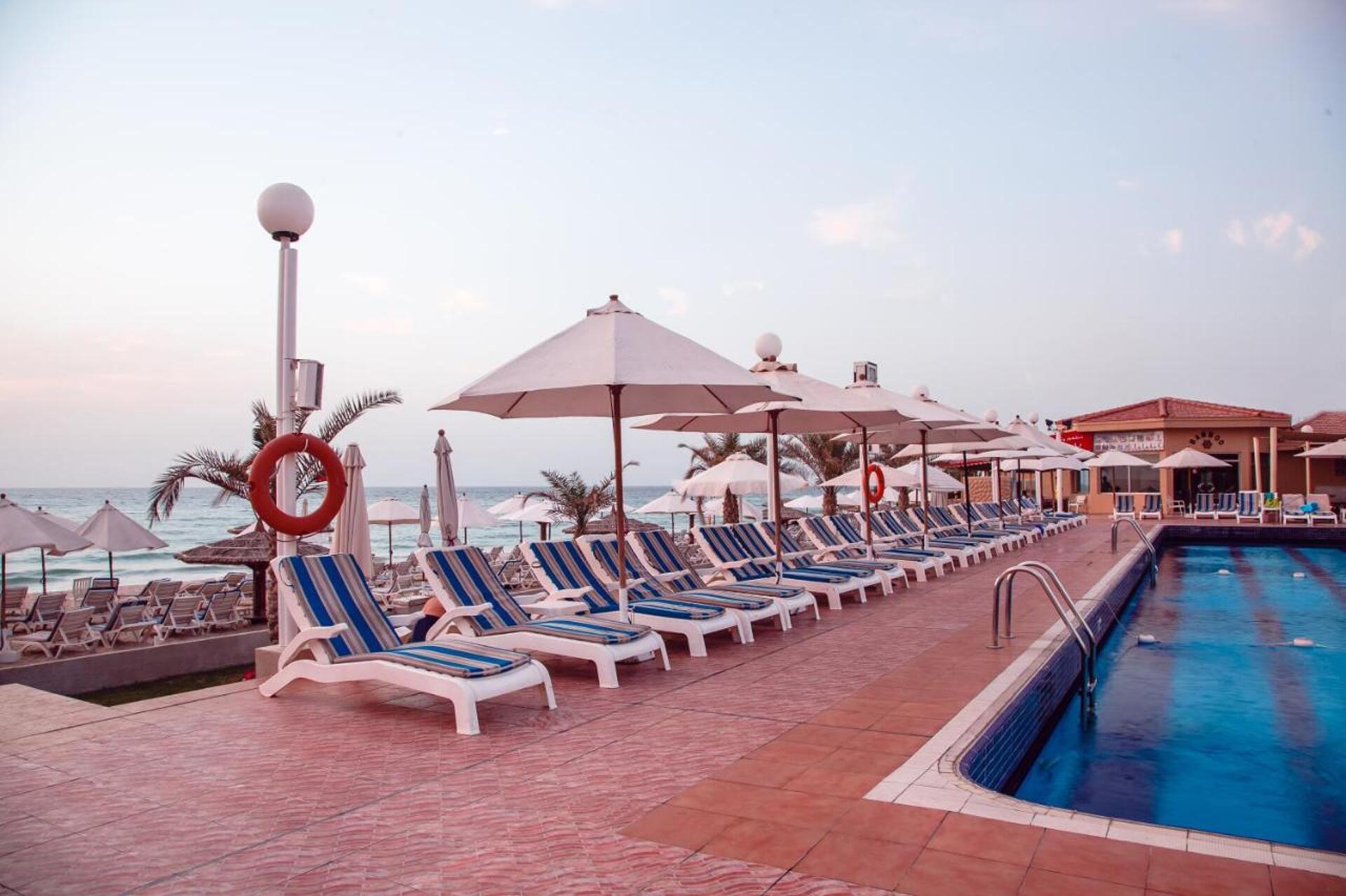 Sharjah Carlton Hotel 4* 14
