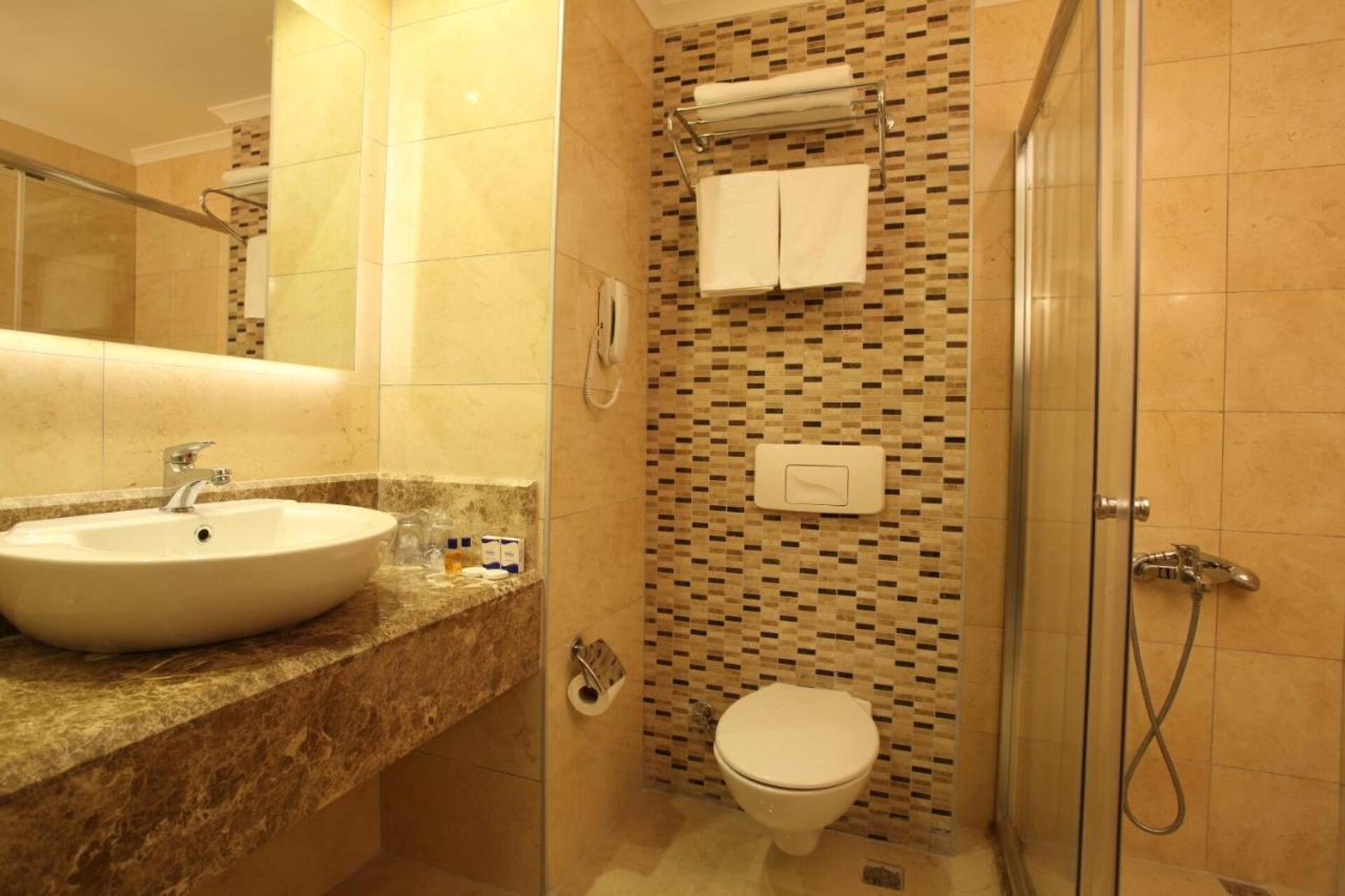 Riviera Hotel & Spa 4* 19