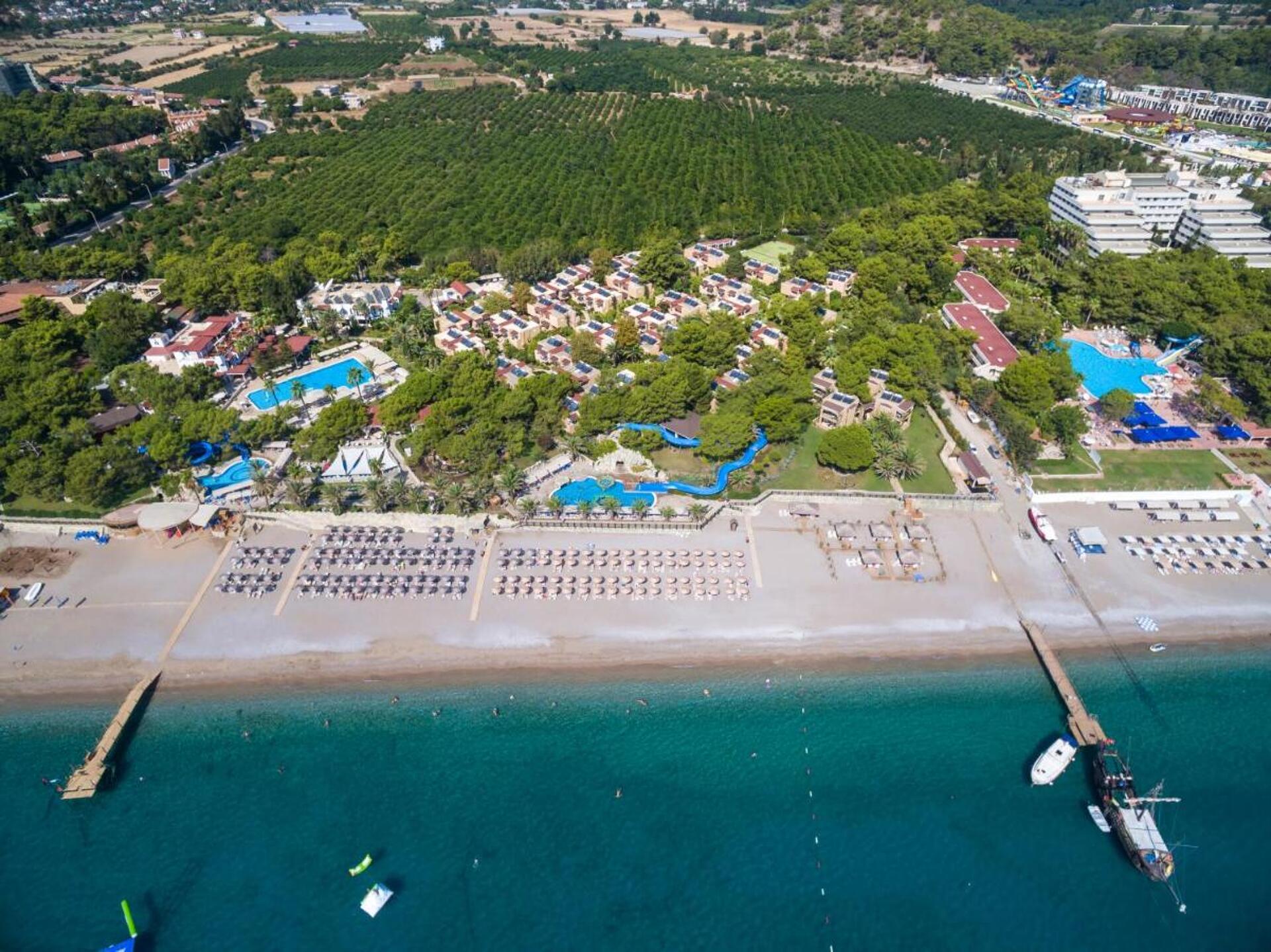Pirate's Beach Club 6