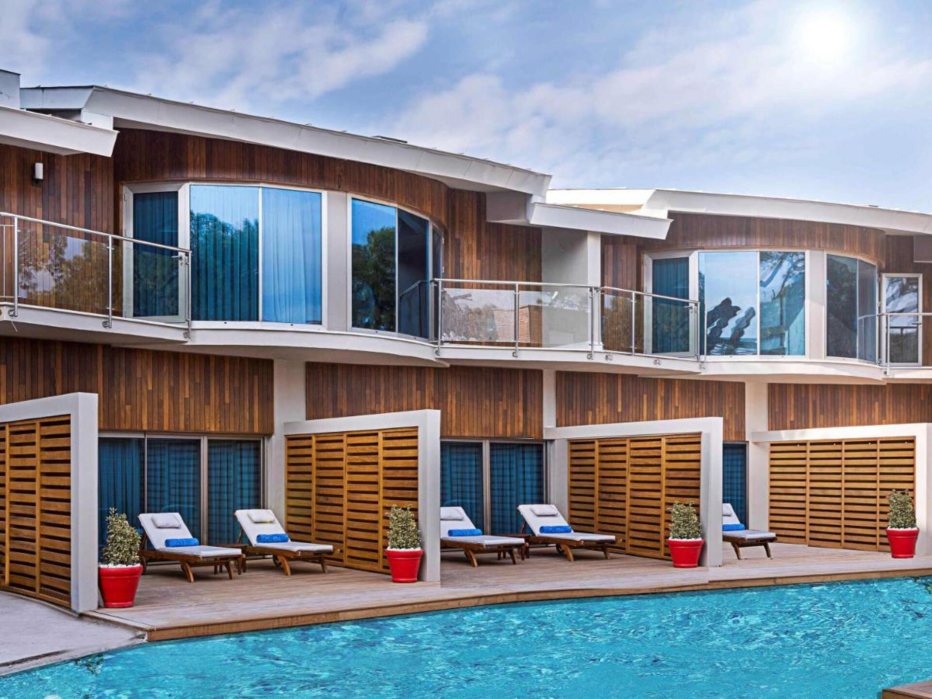 Rixos Sungate 28