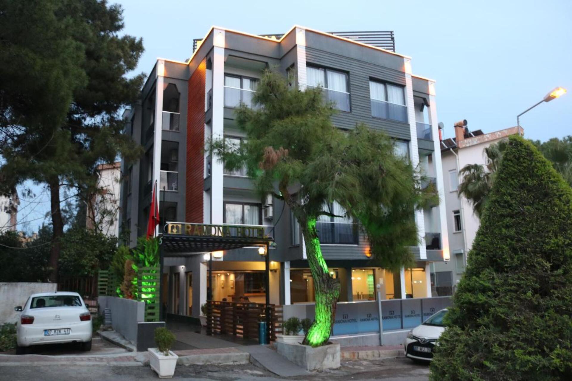 Ramona Hotel 0