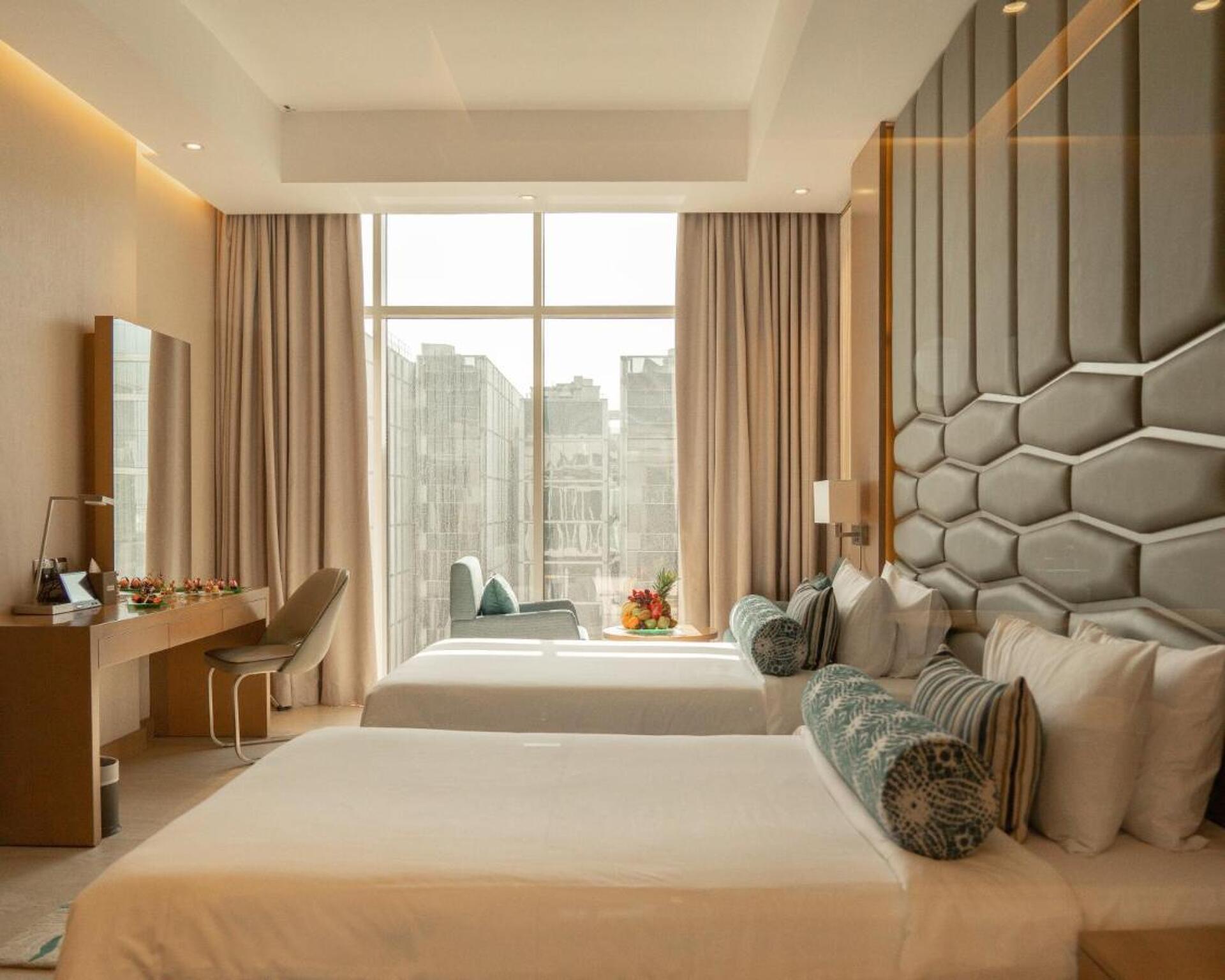 Royal Central The Palm 5* 40