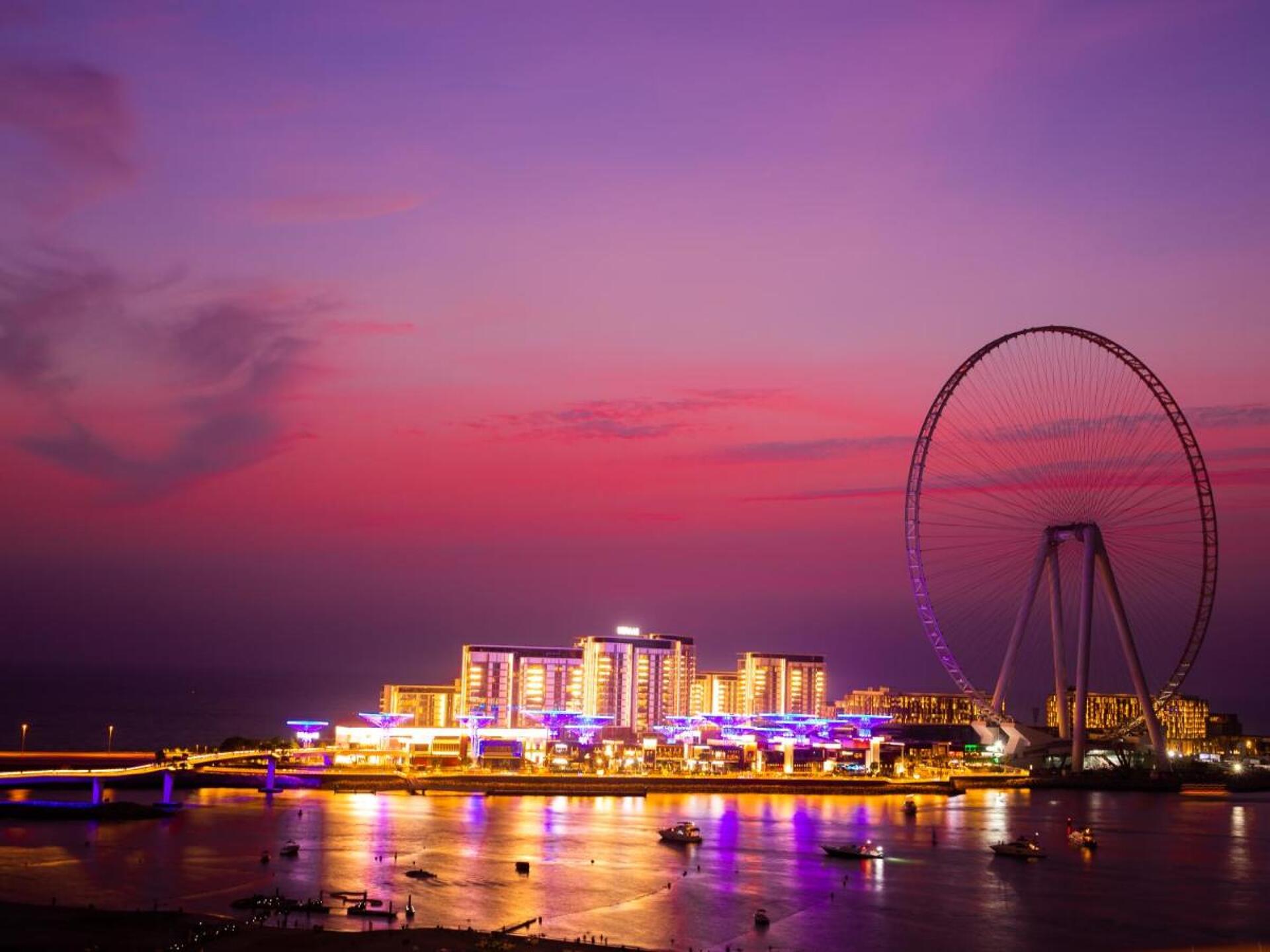 Roda Amwaj Suites 4* 1