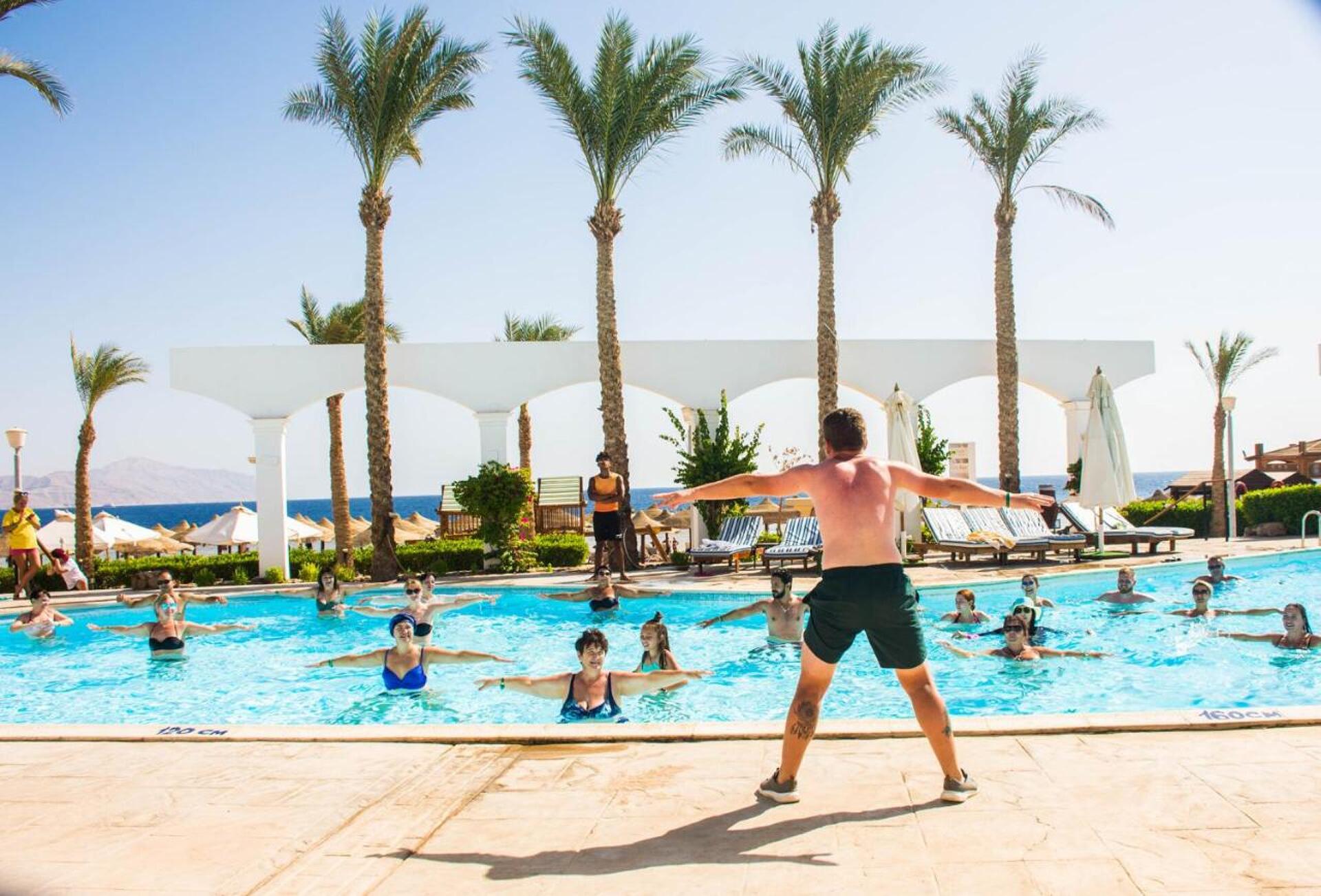 Coral Beach Resort Montazah 4* 5