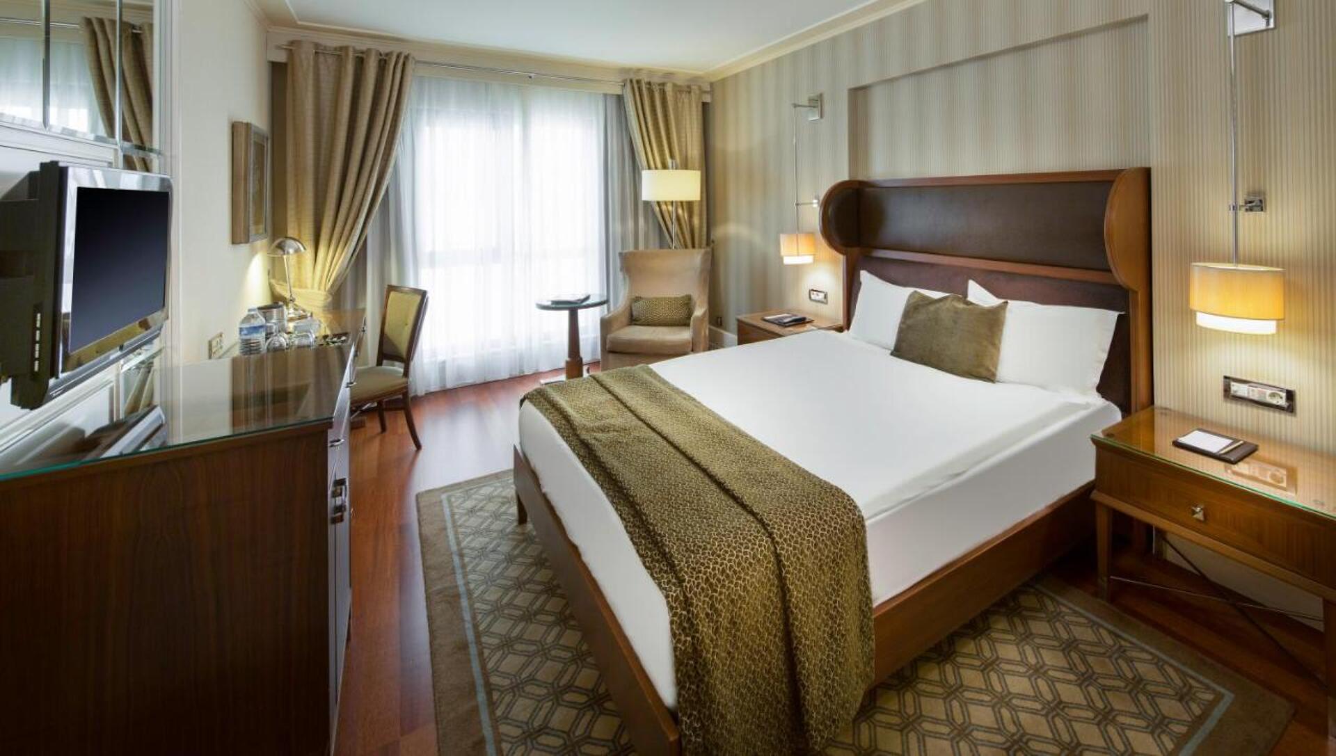 Titanic City Taksim 4* 5