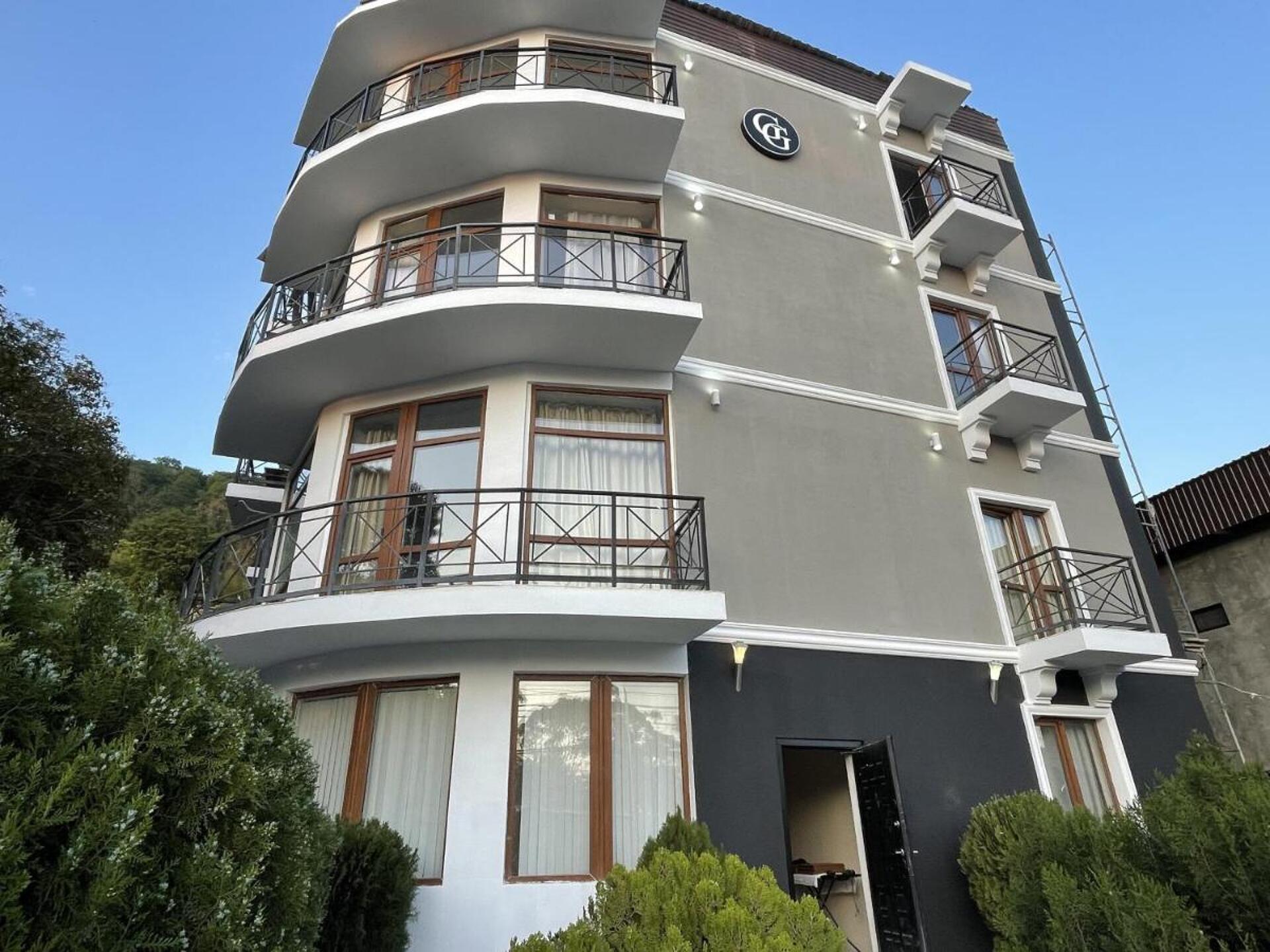Golden Gagra 0