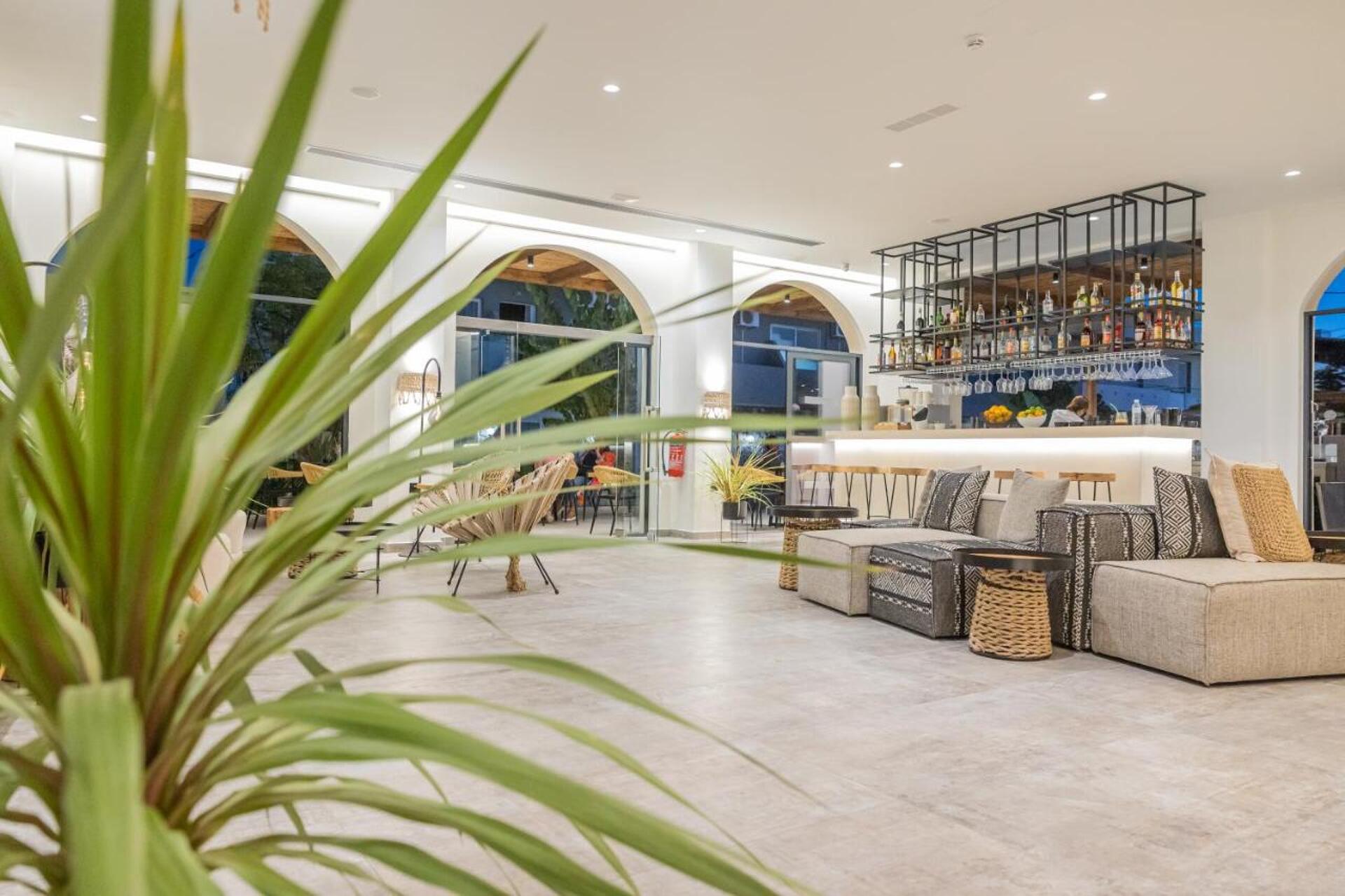 Cabana Blu Hotel & Suites 7