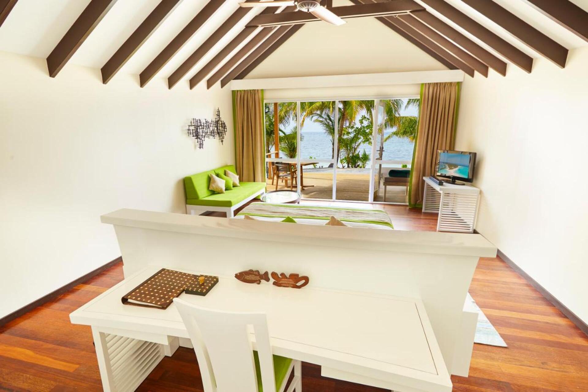 Kuredu Island Resort & Spa 15