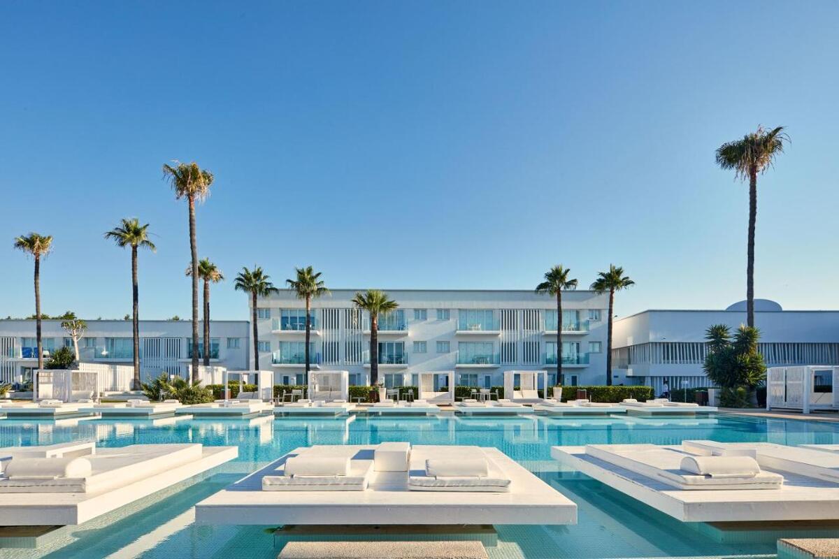 So White Club Resort 5* 0