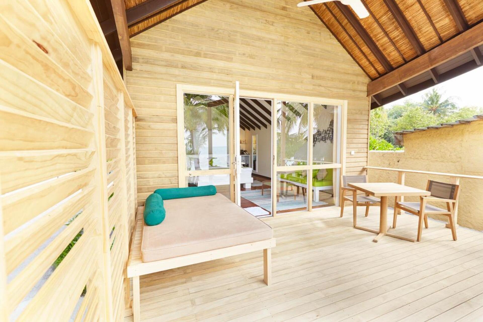 Kuredu Island Resort & Spa 16