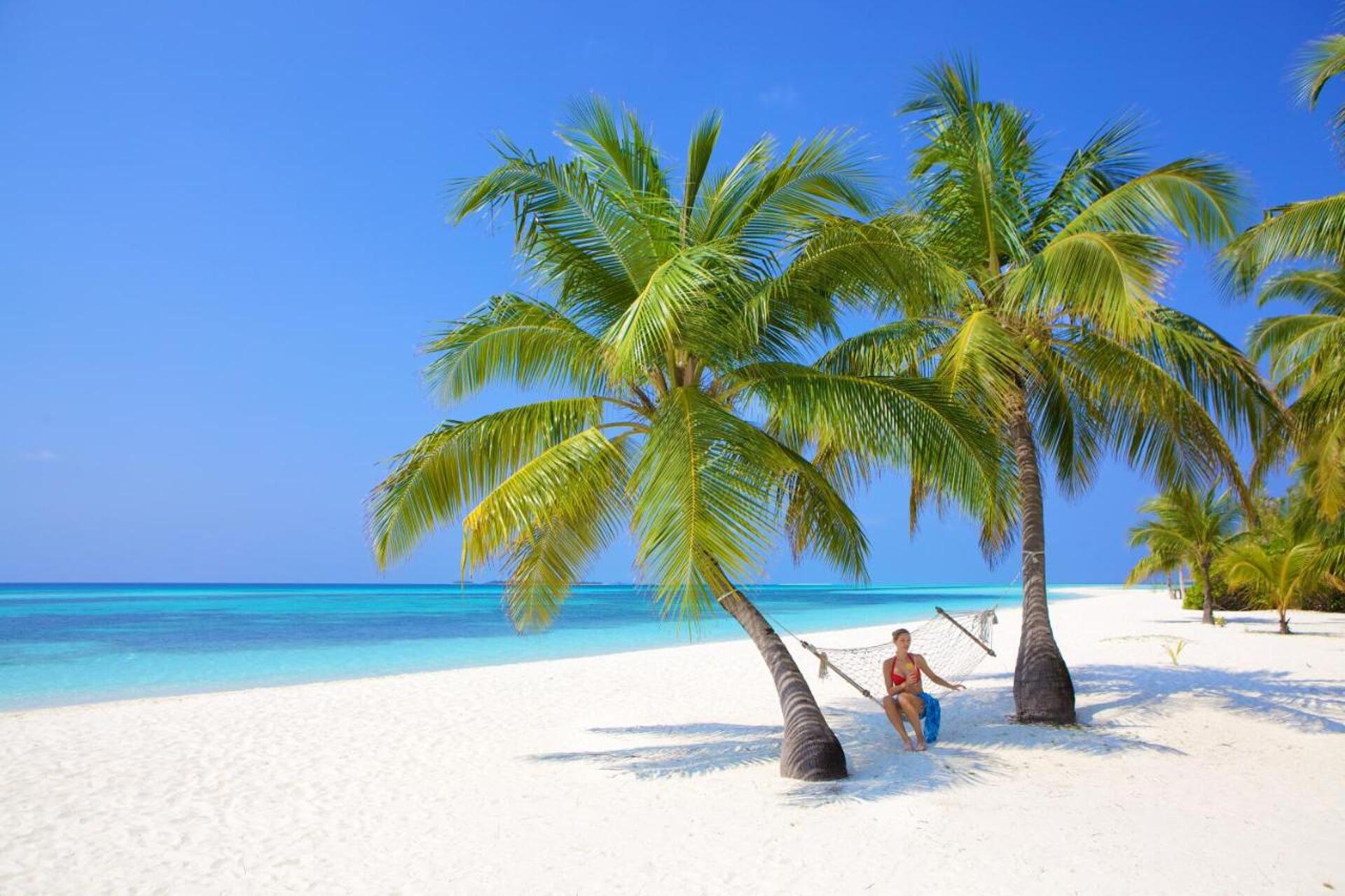Kuredu Island Resort & Spa 12