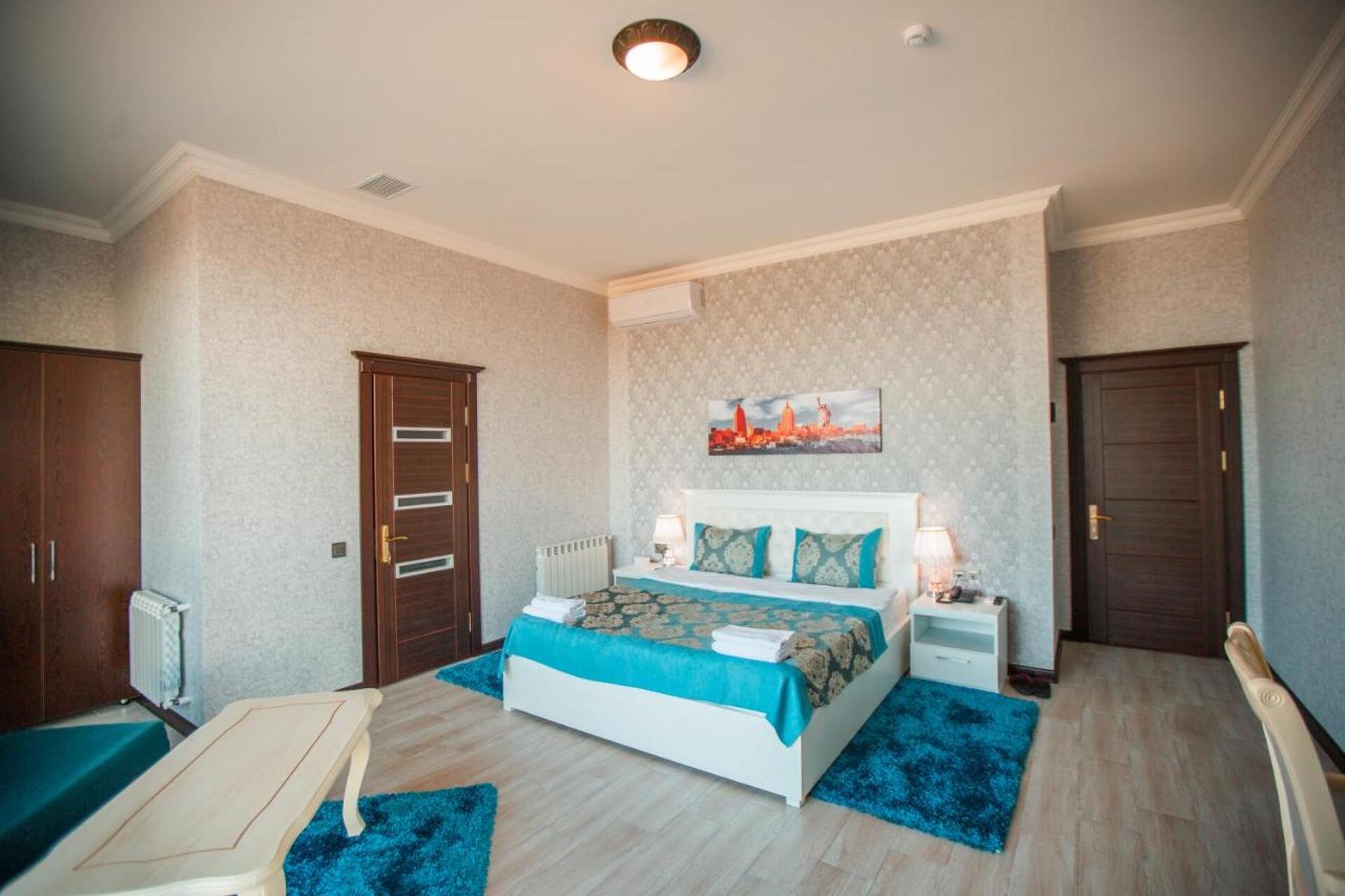 Regnum Hotel Baku 3* 5