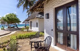 Jacaranda Indian Ocean Beach Resort 