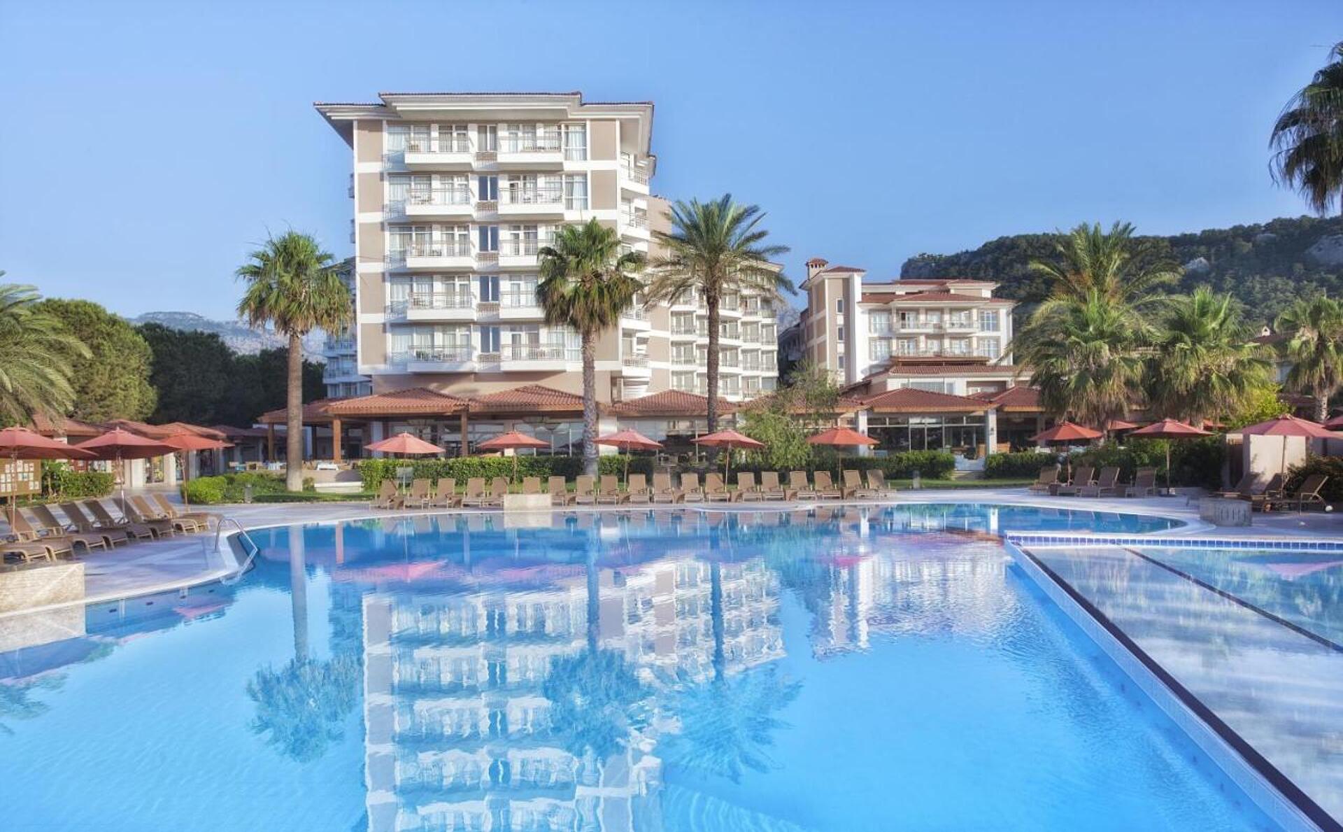 Akka Alinda Hotel 0