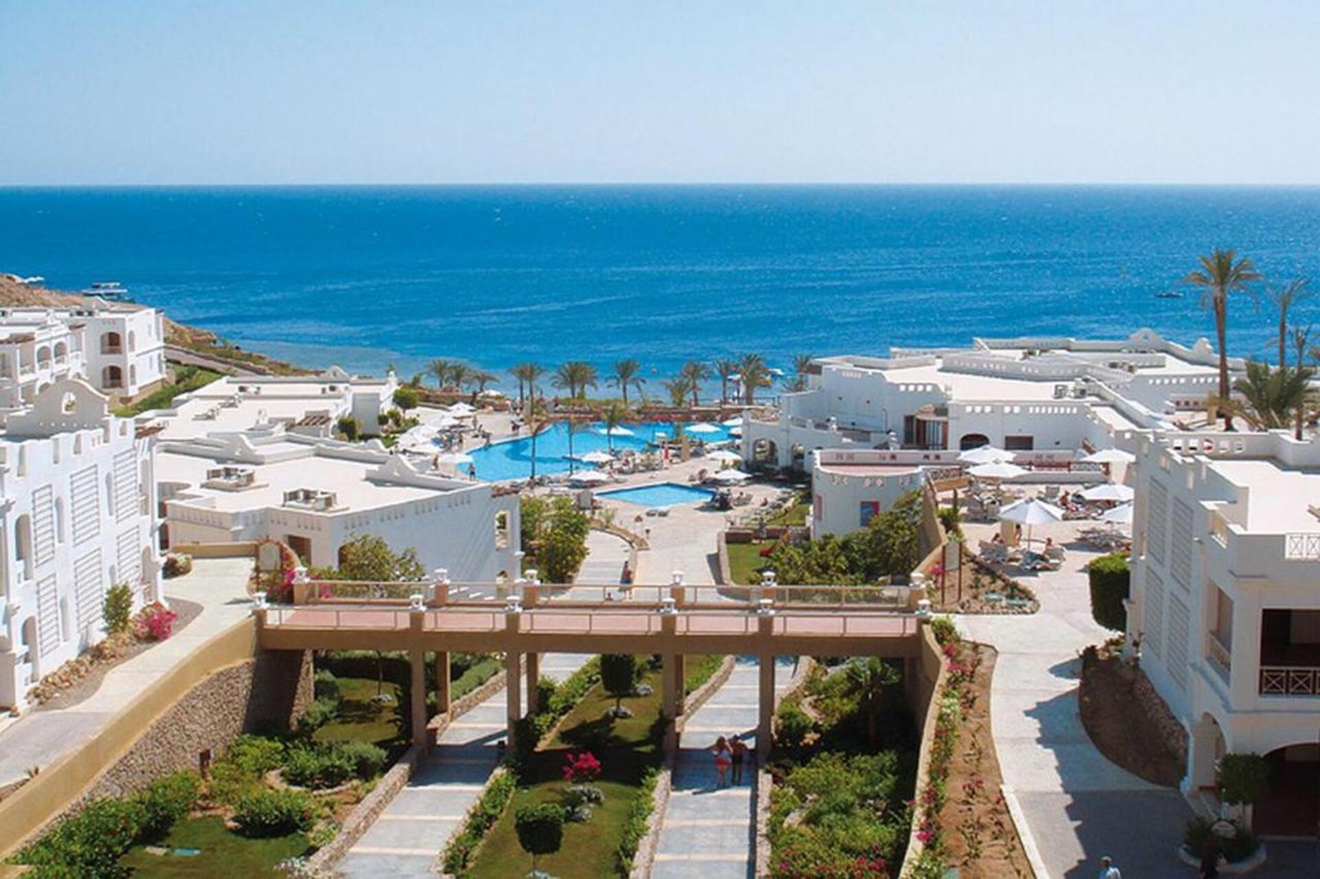 Continental Plaza Beach Resort 27