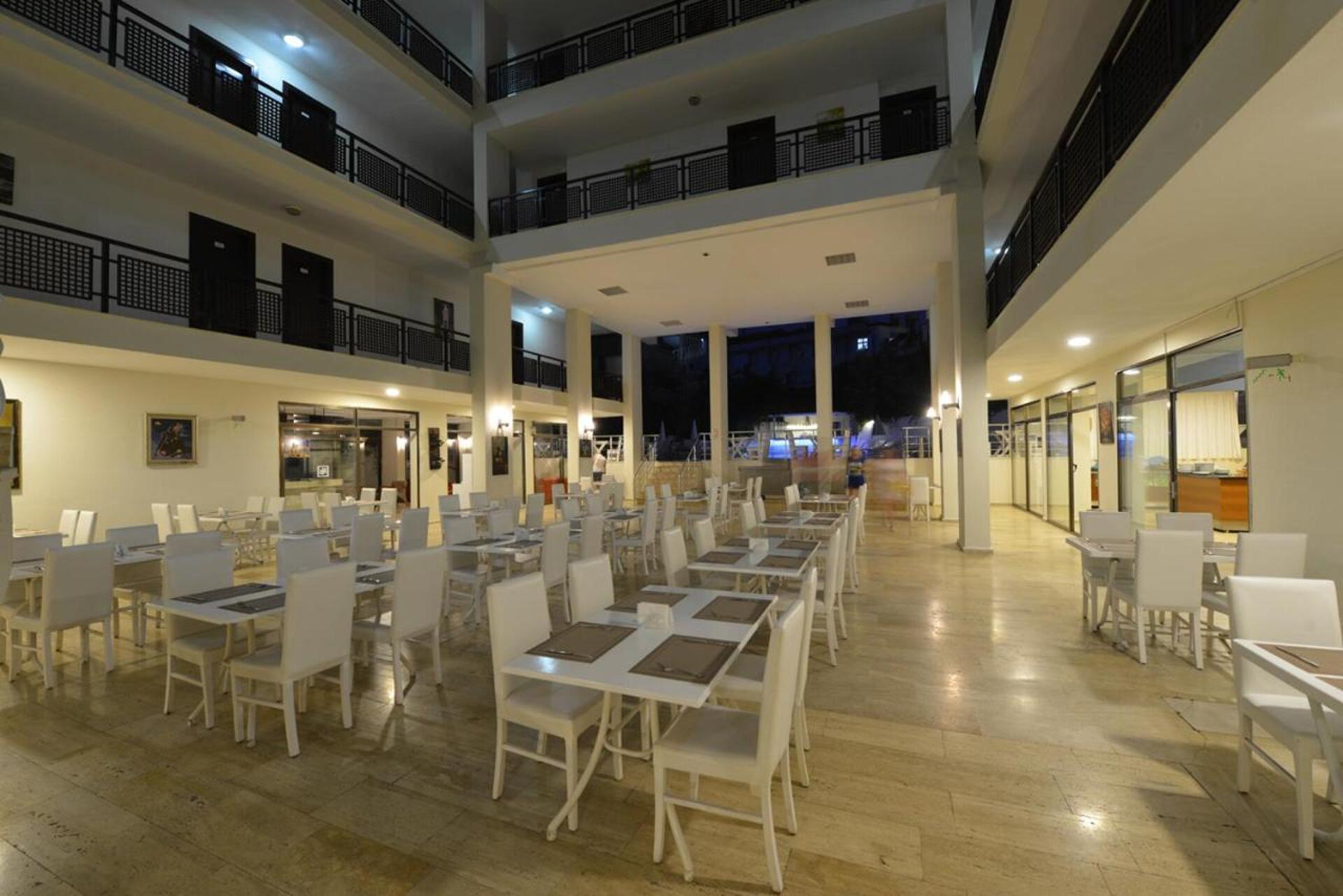 Kaftans City Hotel by RRH&R 3* 5