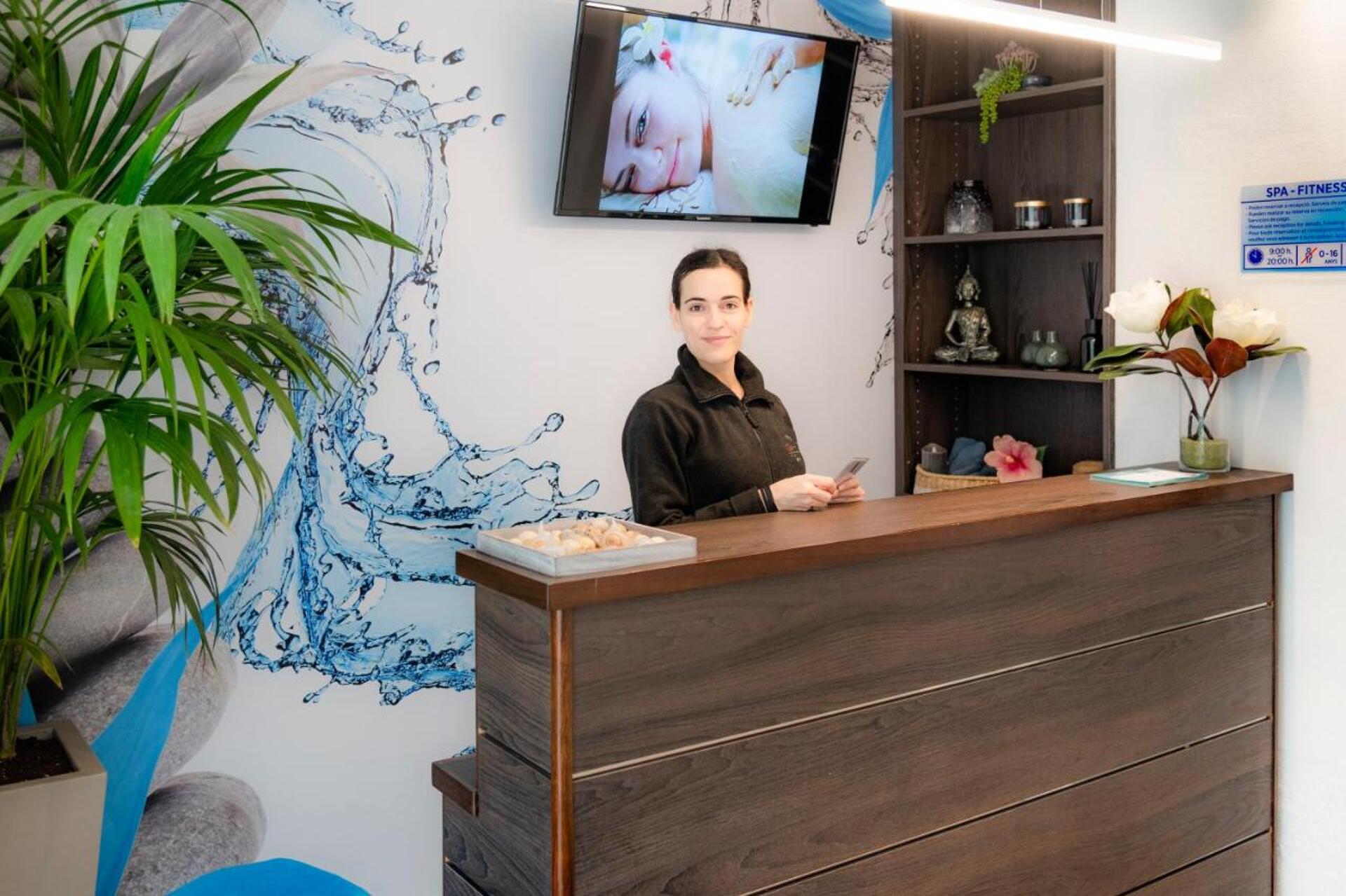 GHT Aquarium & Spa 26