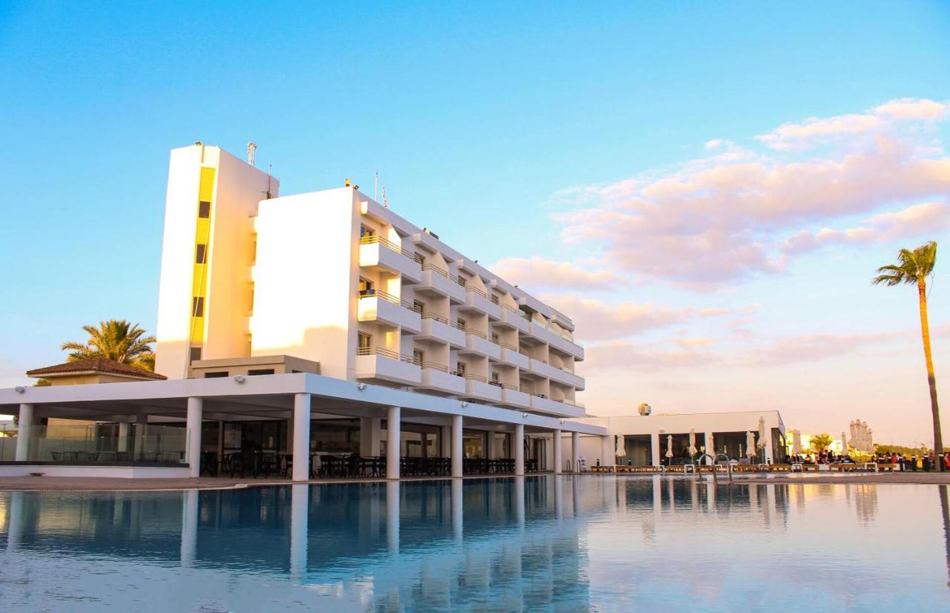Pierre Anne Beach Hotel 27
