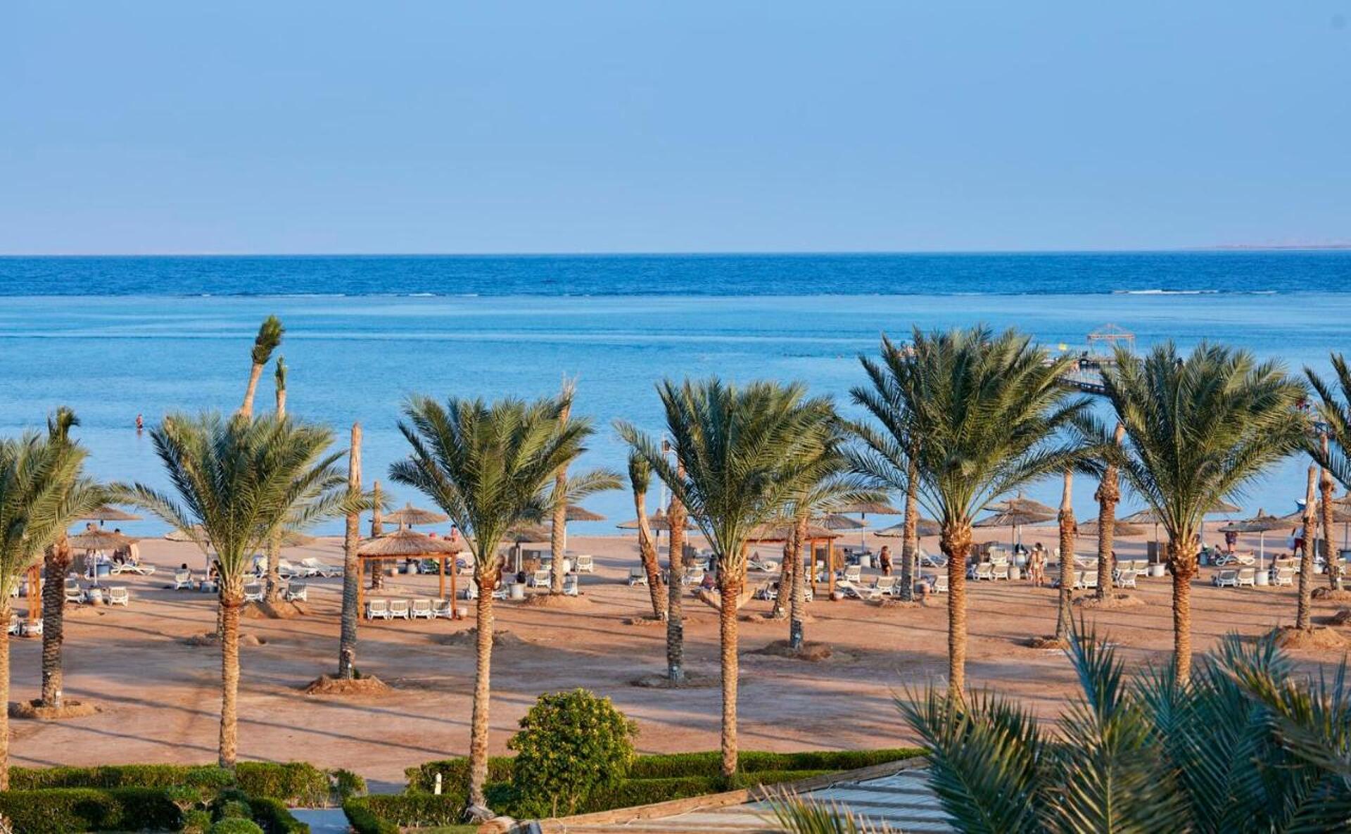 Coral Sea Waterworld 5* 3