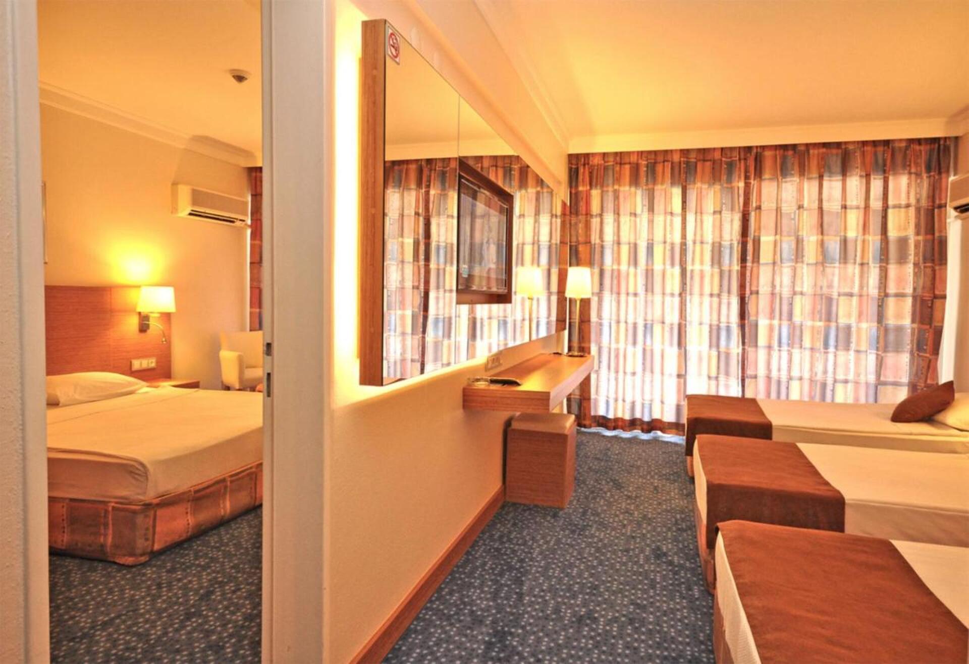 Hotel Grand Efe 9