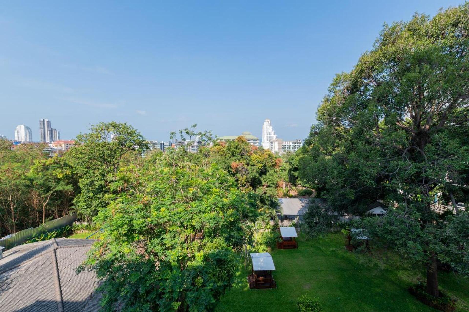 Hillside Resort Pattaya 5