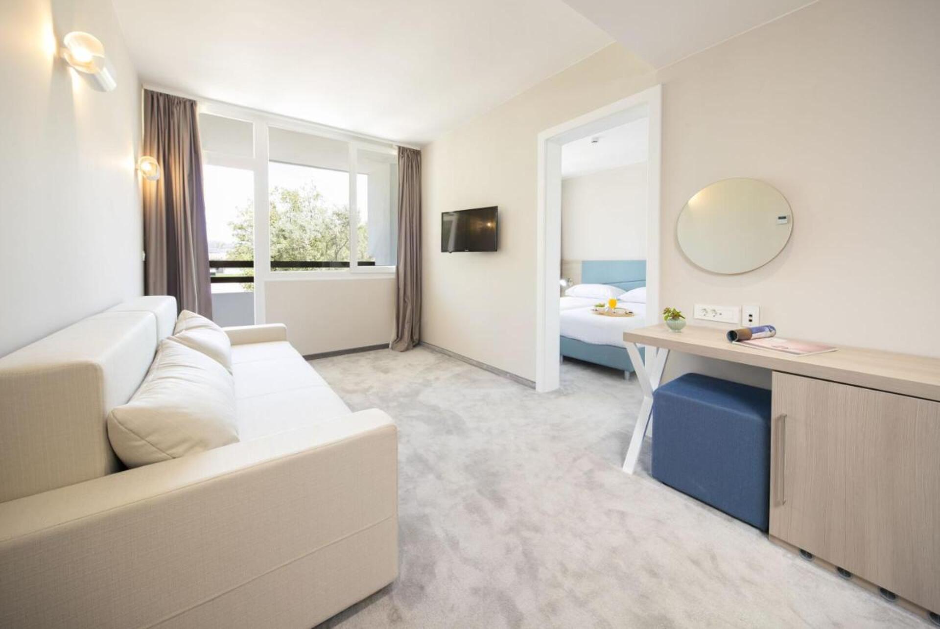 Aminess Port 9 Resort 4* 32