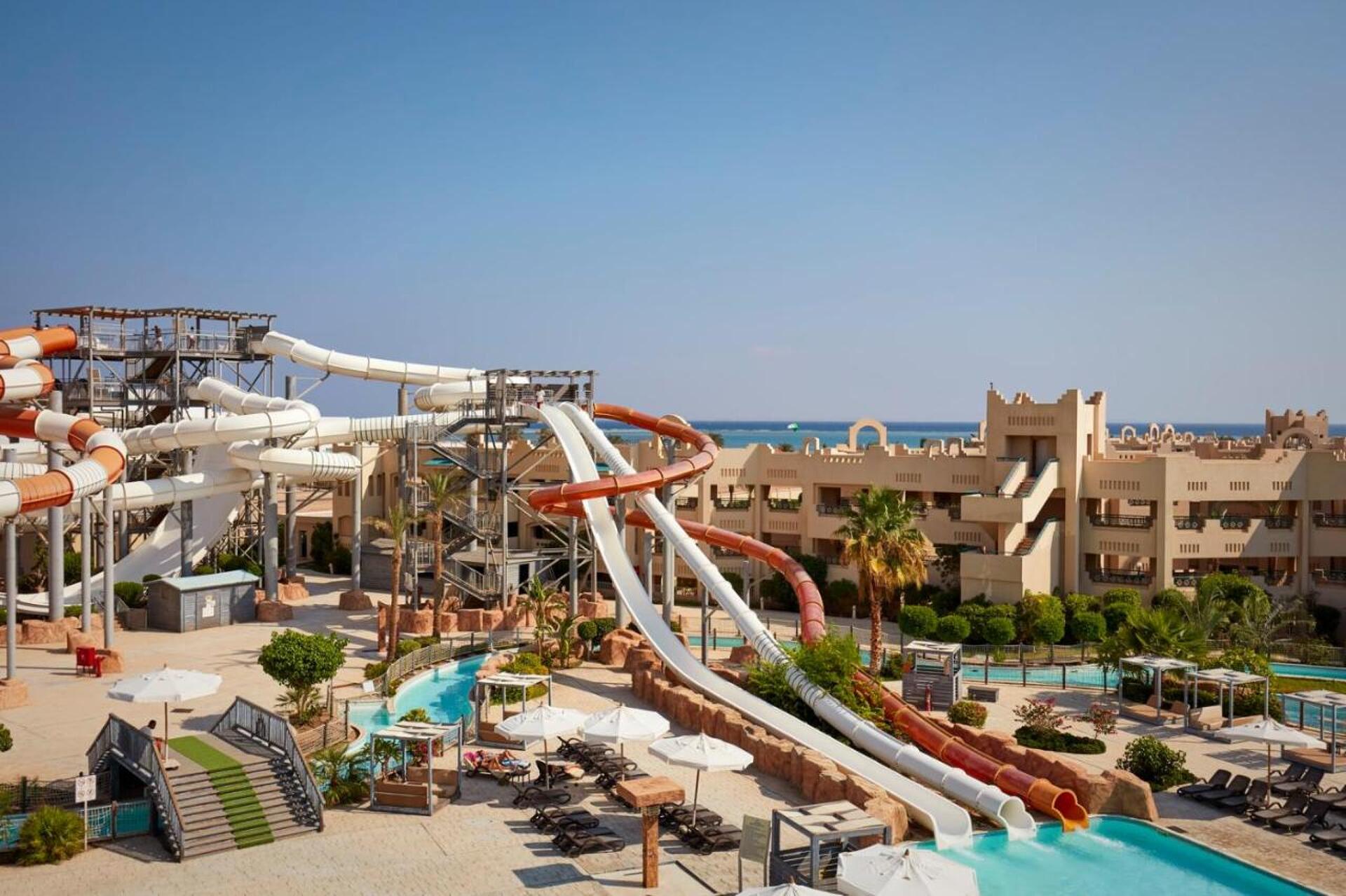 Coral Sea Waterworld 5* 0