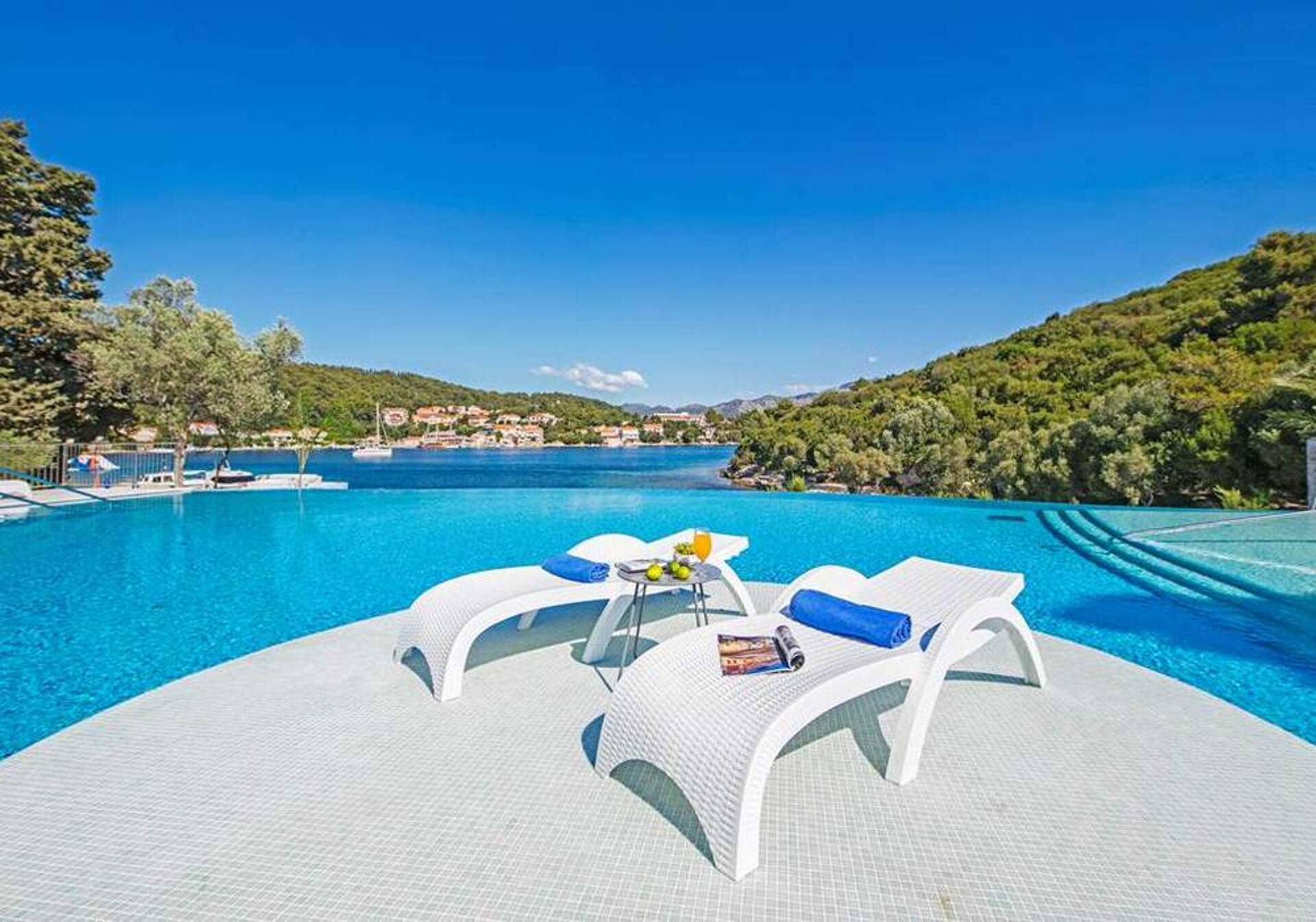 Aminess Port 9 Resort 4* 65