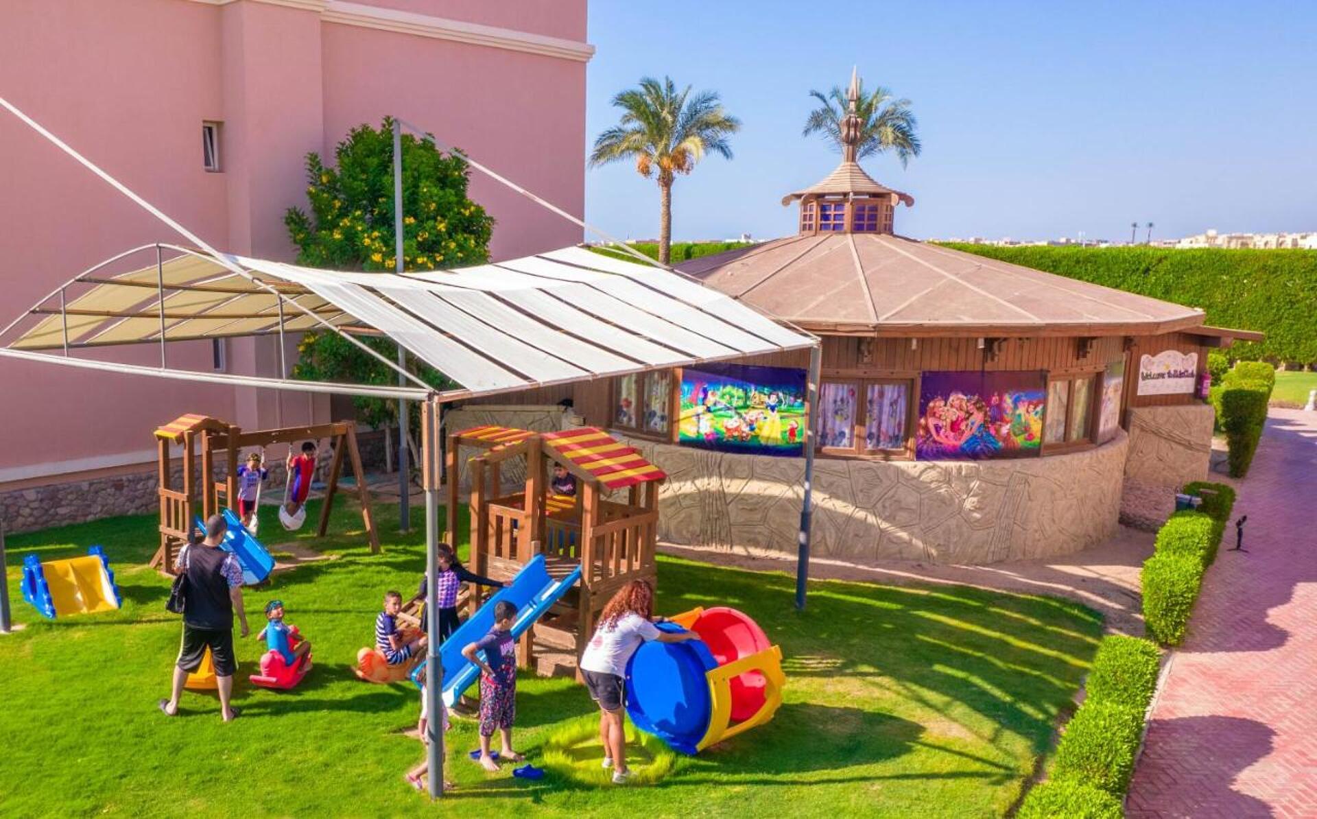 Charmillion Club Aqua Park  5* 30