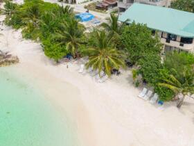 Crown Beach Hotel Maldives  4*