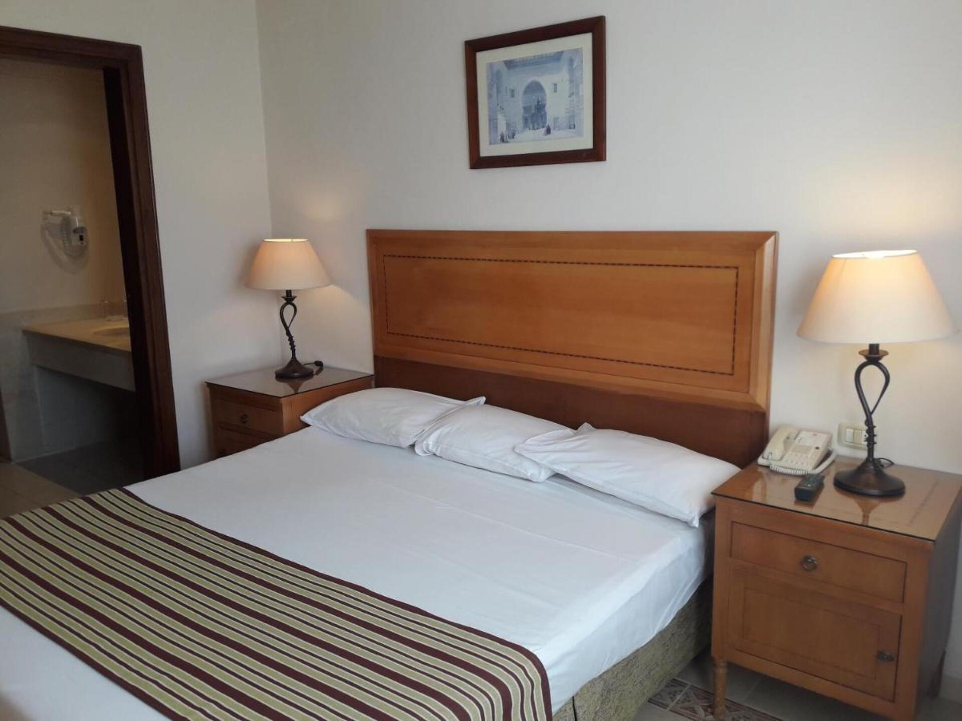 Continental Plaza Beach Resort 28