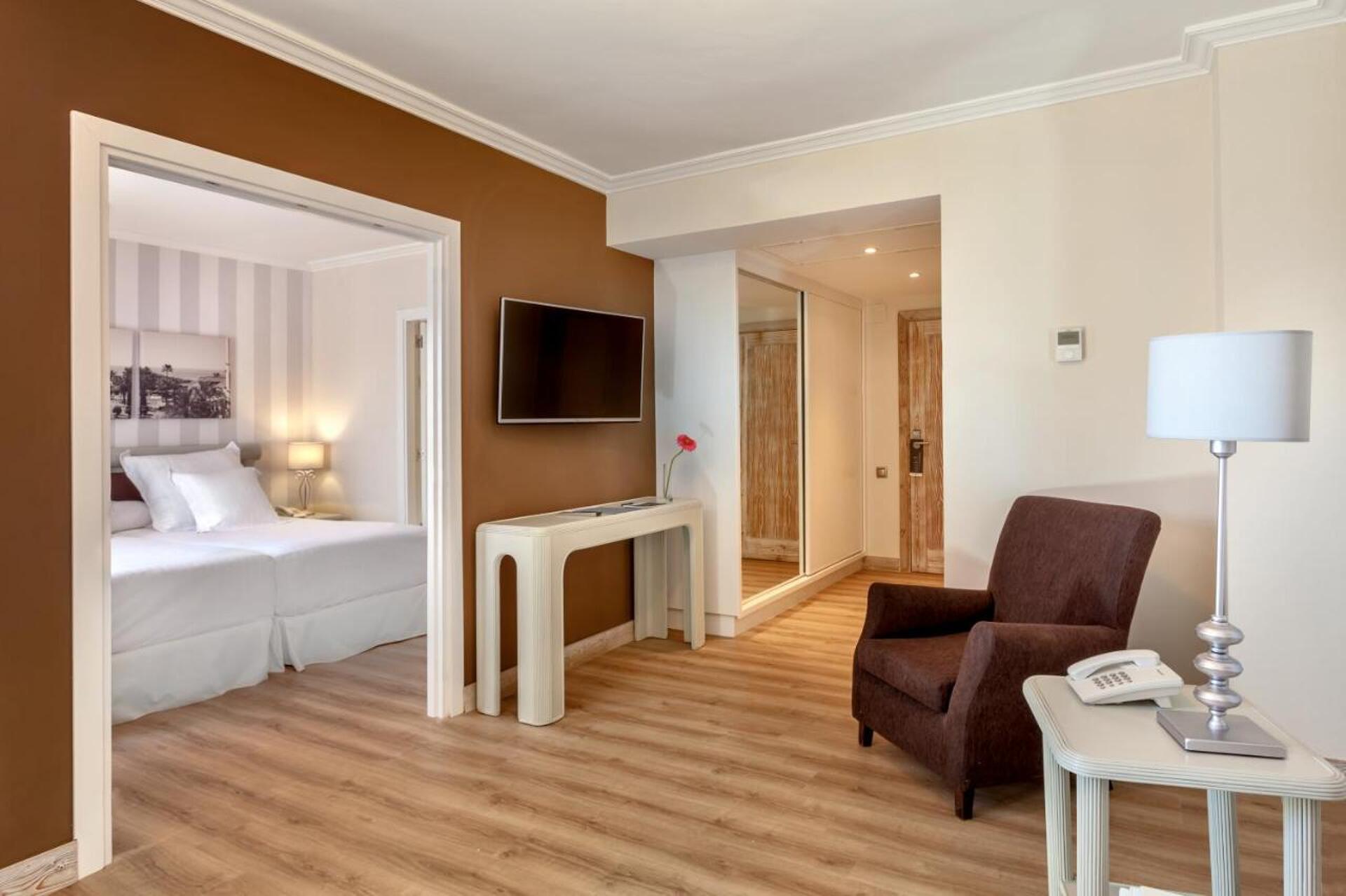 Barcelo Isla Canela 4* 5