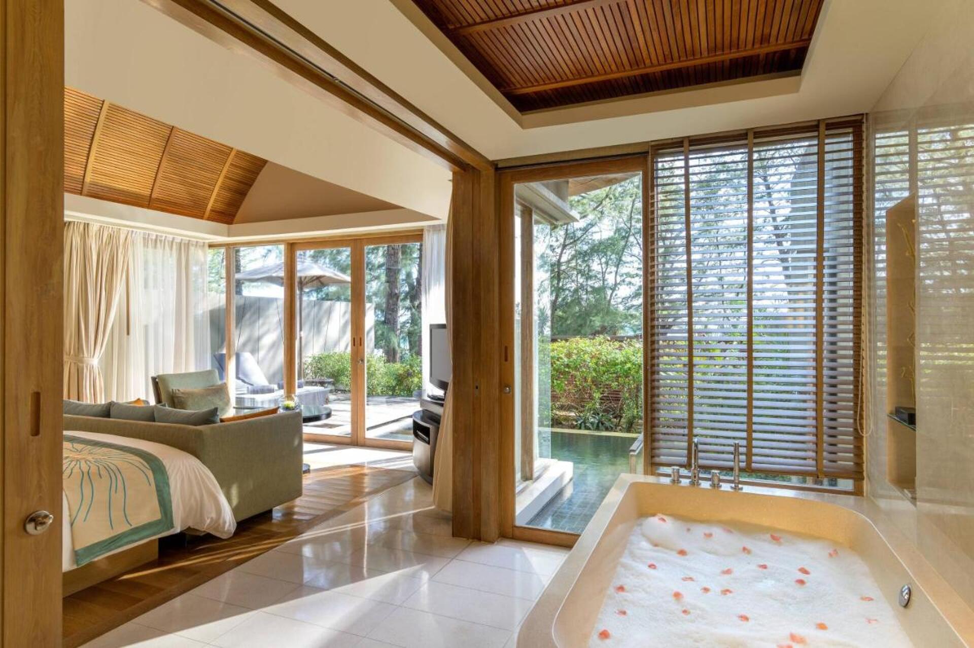 Renaissance Phuket Resort & Spa 33