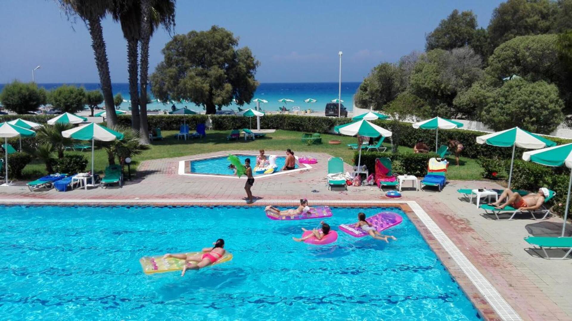 Pylea Beach 3* 15