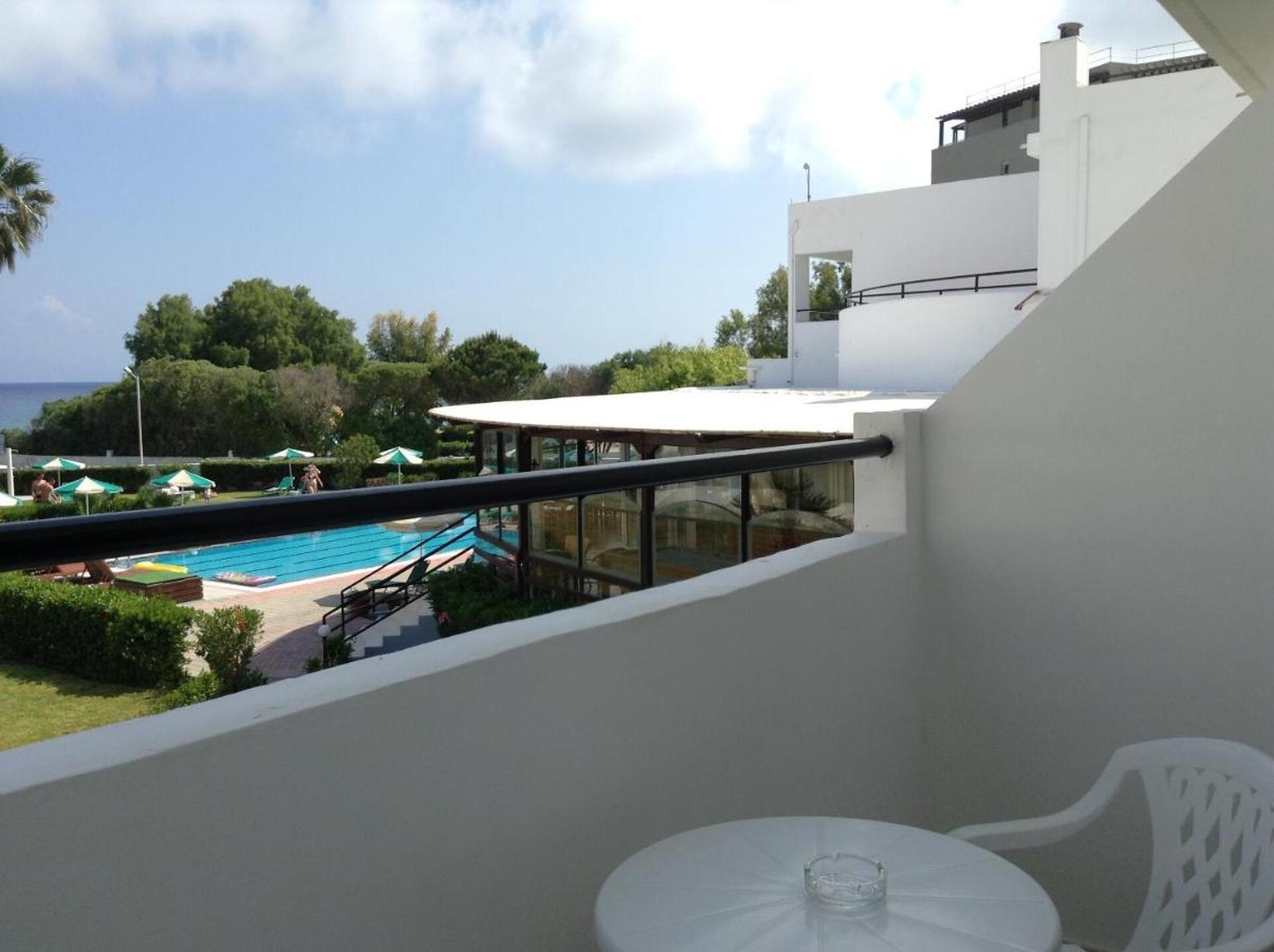 Pylea Beach 3* 25