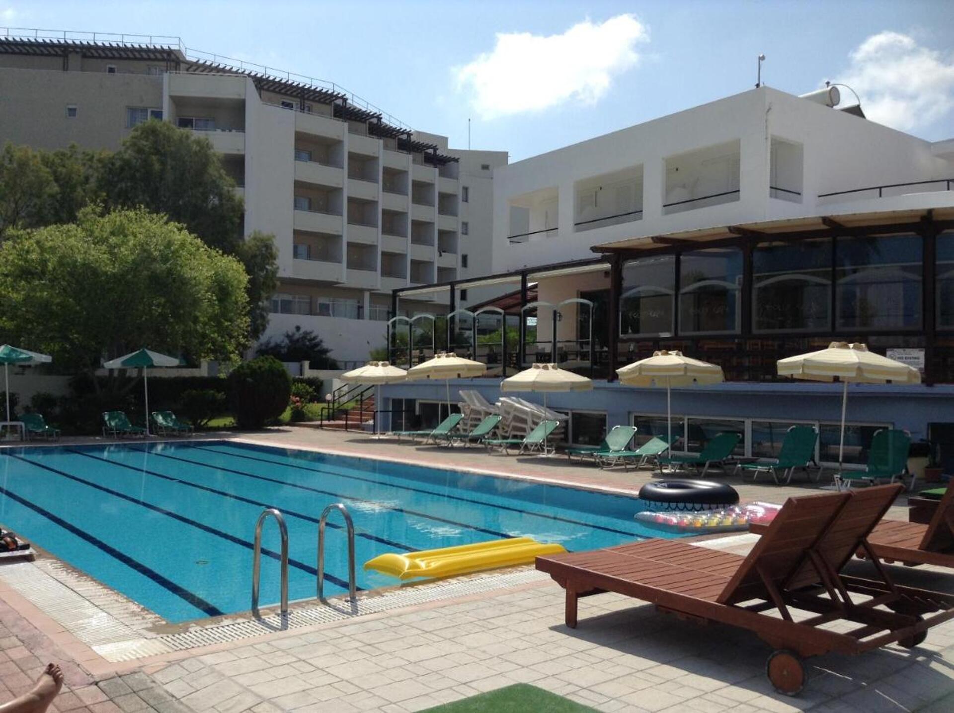 Pylea Beach 3* 23