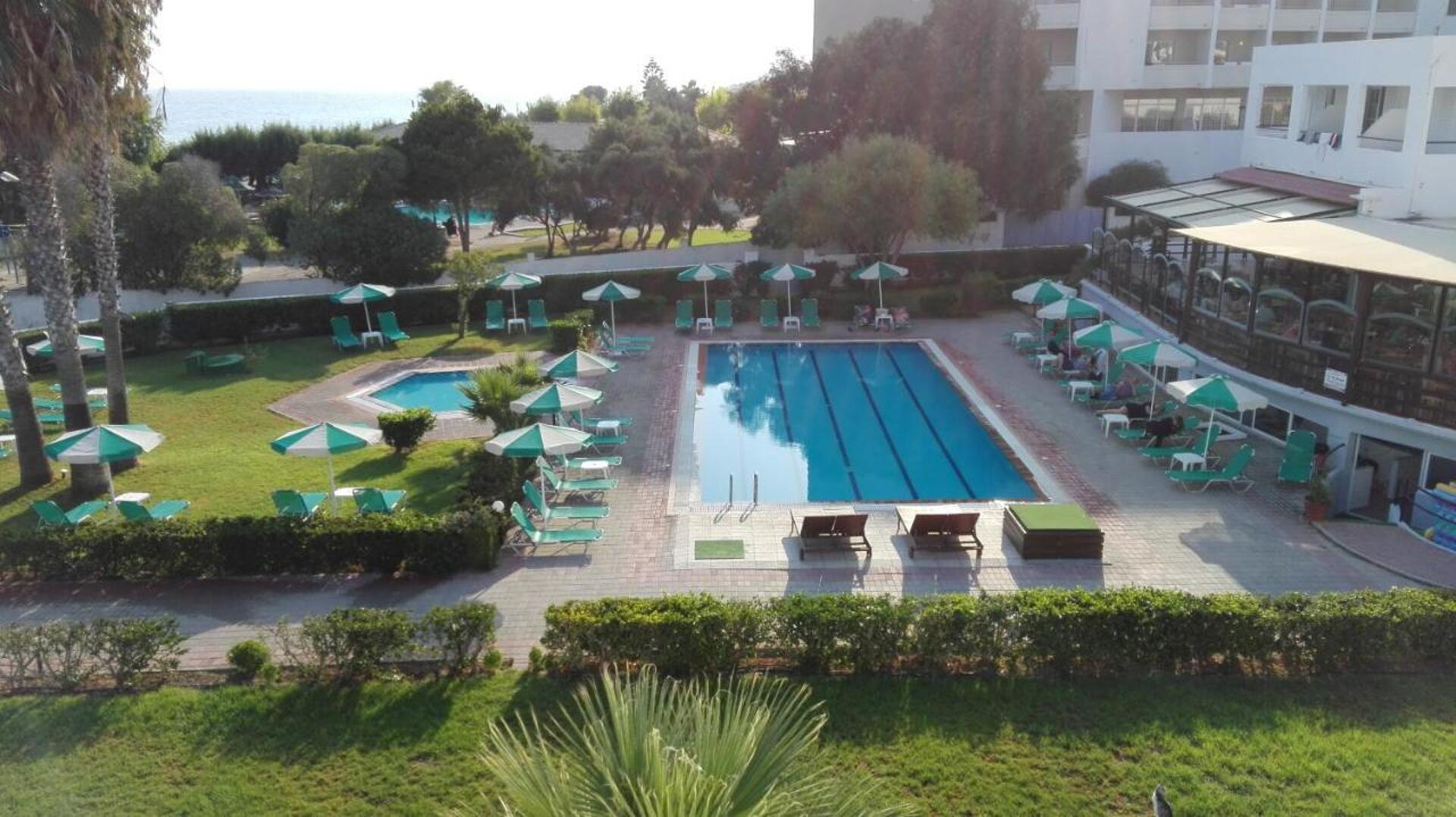 Pylea Beach 3* 11